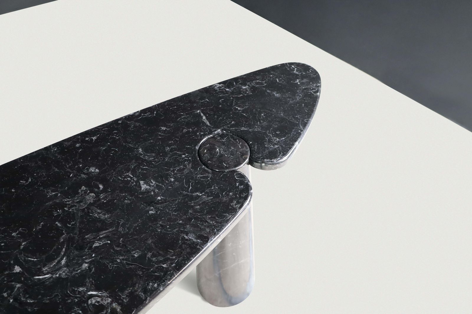 Angelo Mangiarotti For Skipper Black Marquina Marble "Eros" Console, Italy 1970s photo Furniture