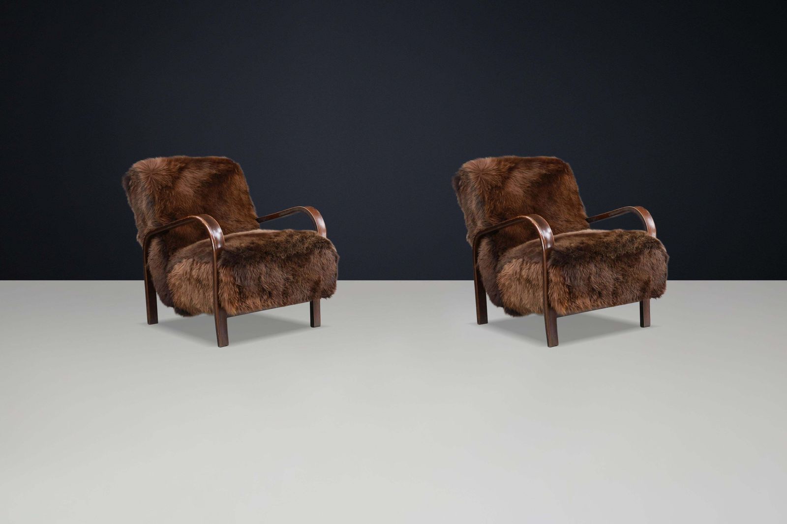 1940s Kozelka & Kropacek Armchairs In Texel Sheepskin & Brown Patinated Frame photo vintage
