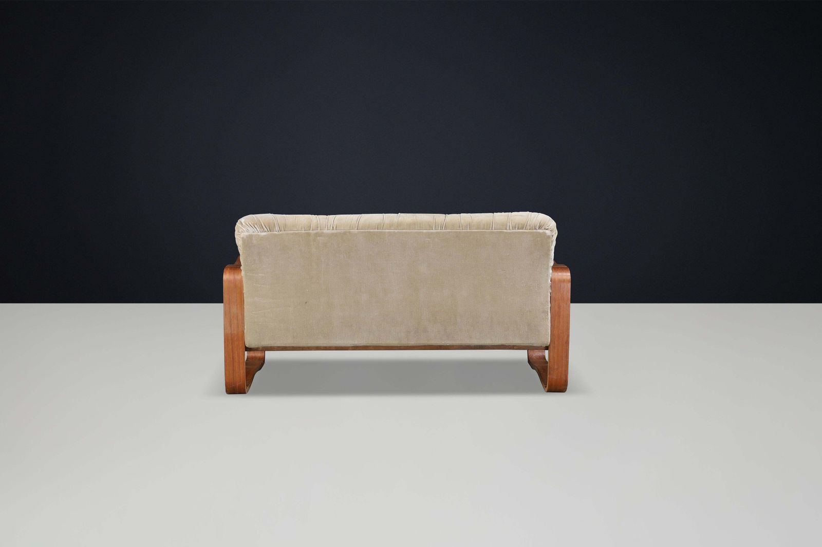 Mid Century Modern Bentwood Sofa By Jan Bočan, Czech Republic, 1970s photo vintage