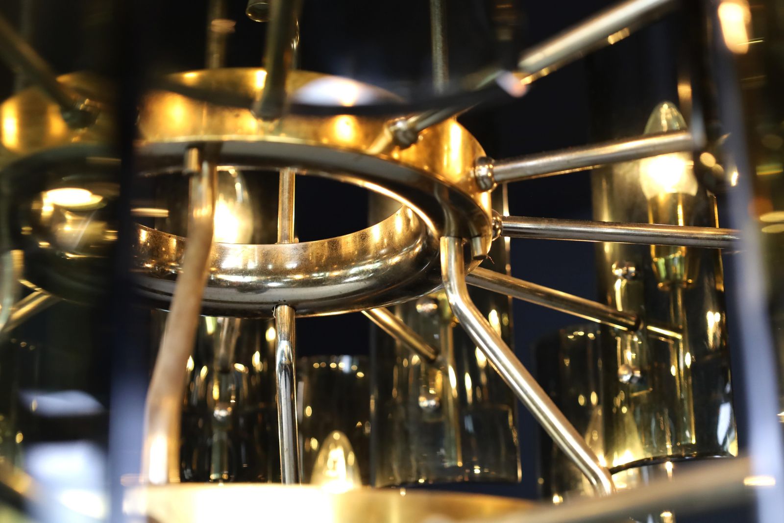 Set Of Six Gino Paroldo Grande Chandeliers In Brass, Italy 1950 photo vinterior