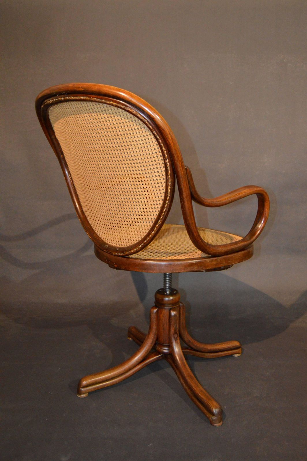 Swivel Chair Nr.1 By Michael Thonet, 1880s photo for sale