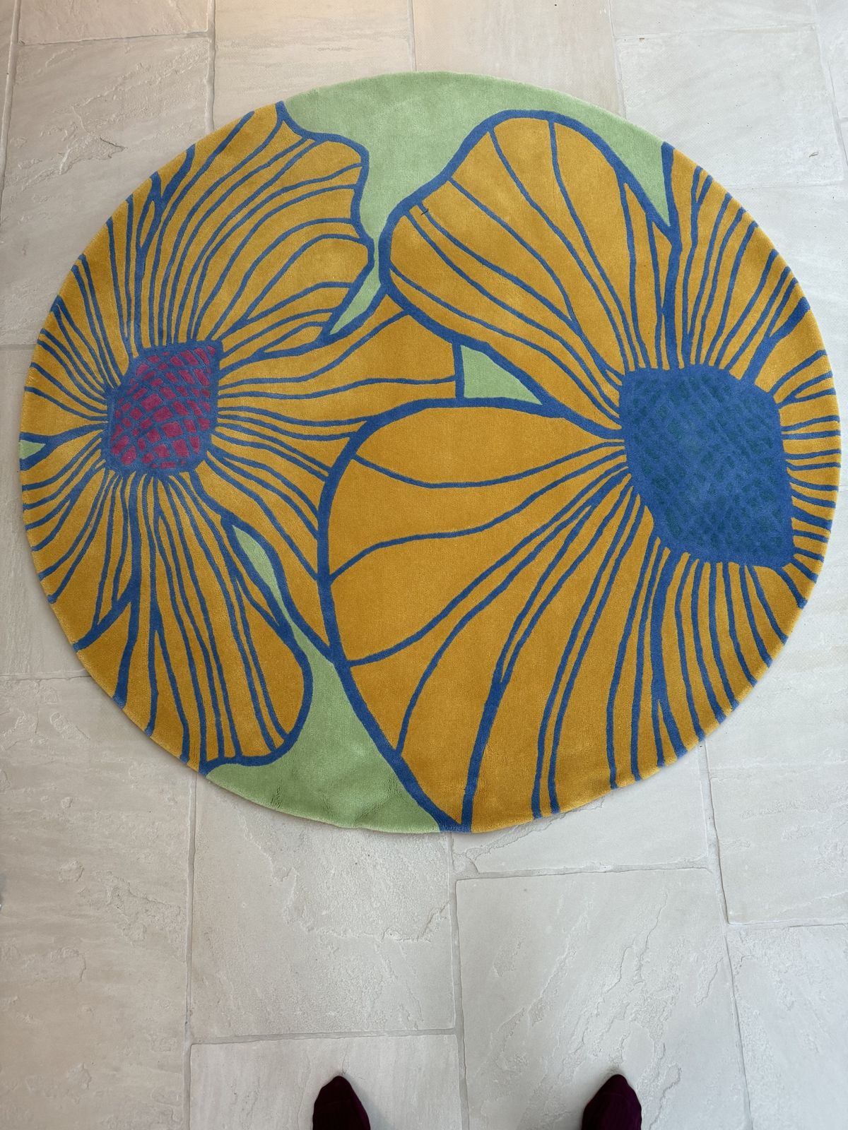 Handtufted Circular Woolen Rug photo for sale
