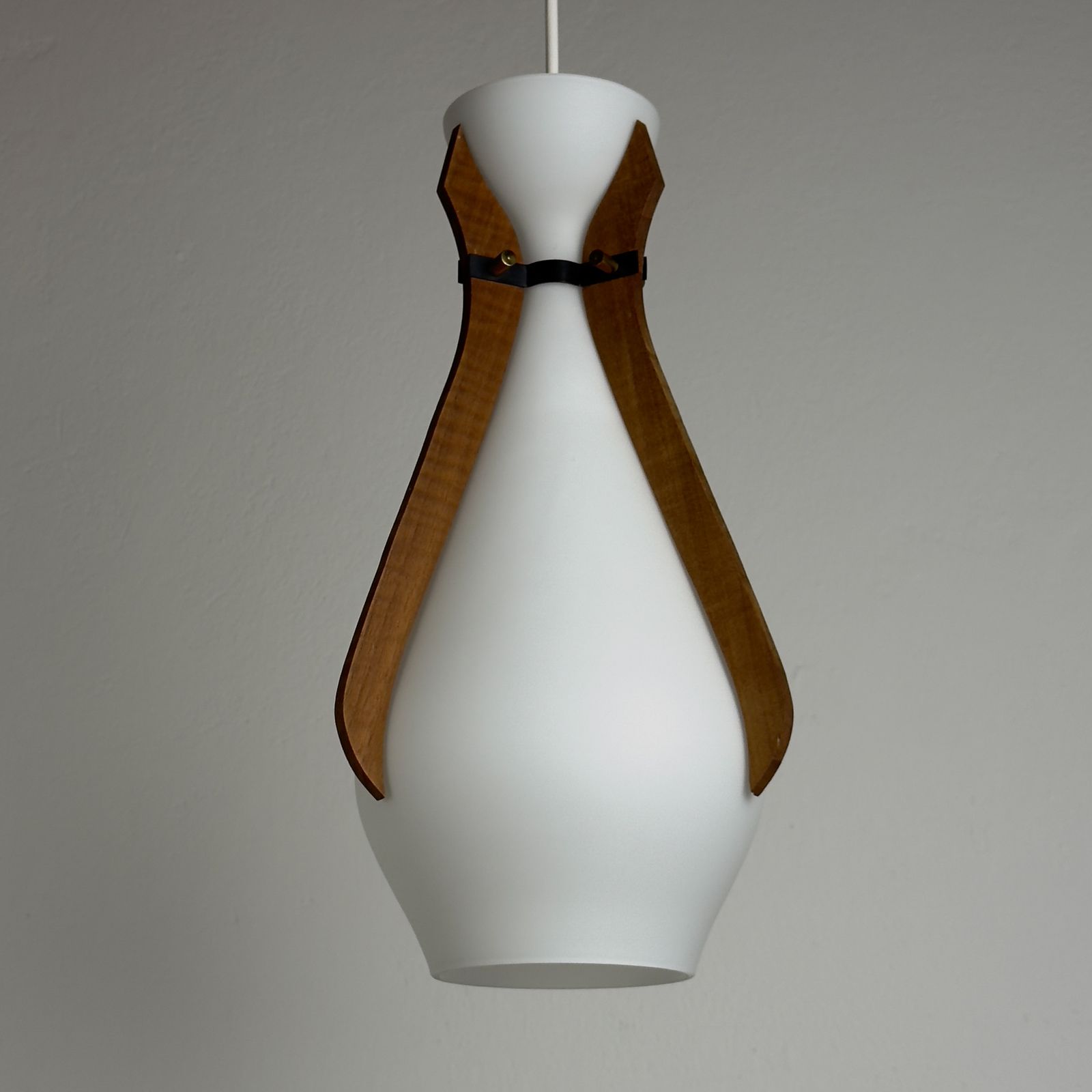 photo vinterior Vintage Pendant Lamp By Stilnovo, Italy 1950s