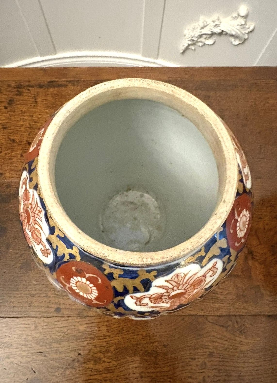 Pair Of Quality Antique Japanese Imari Lidded Vases photo for sale