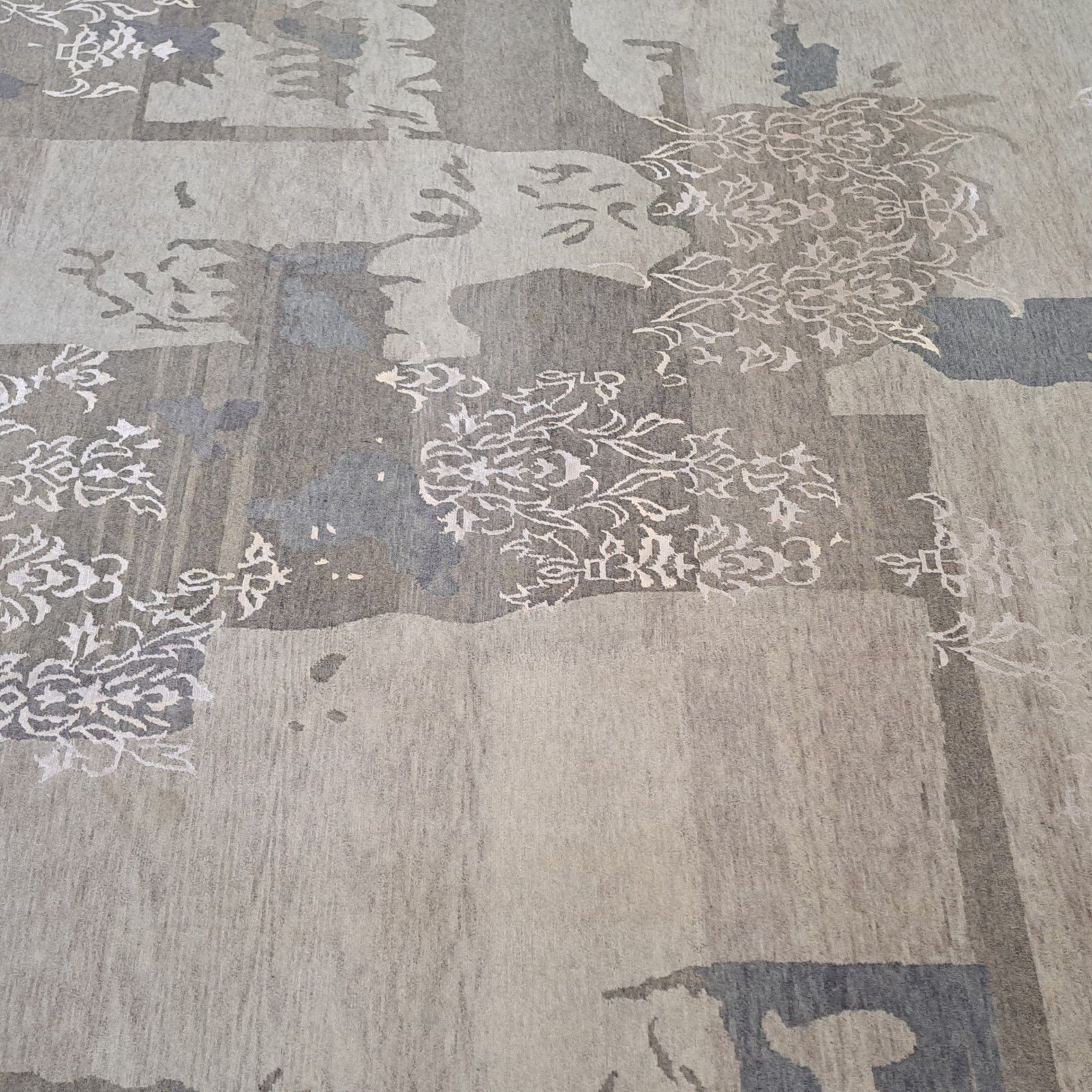 photo for sale 8x10 Ft Handknotted Nepalese Rug. All Wool. New Carpet. Custom Options Available