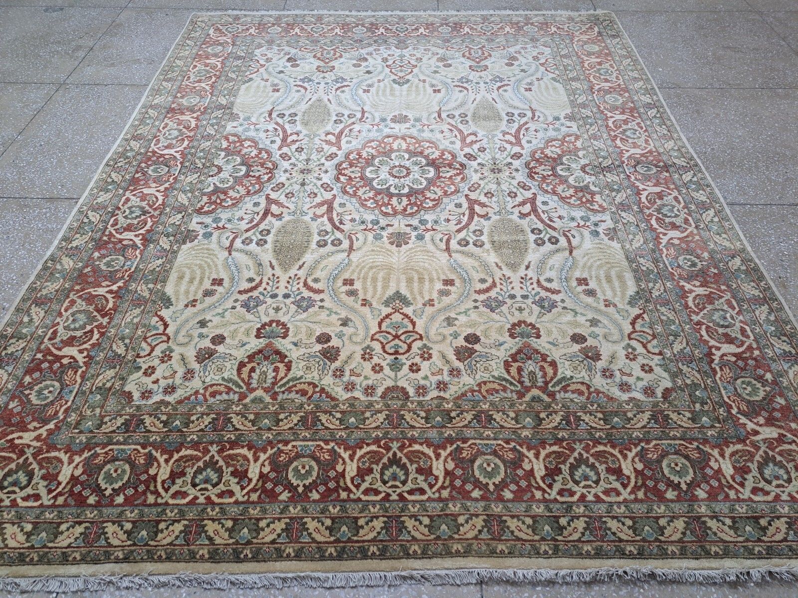 8x10 Ft Hand Knotted Rug. 100% Wool. Antique Heriz Inspired Design Carpet photo buy