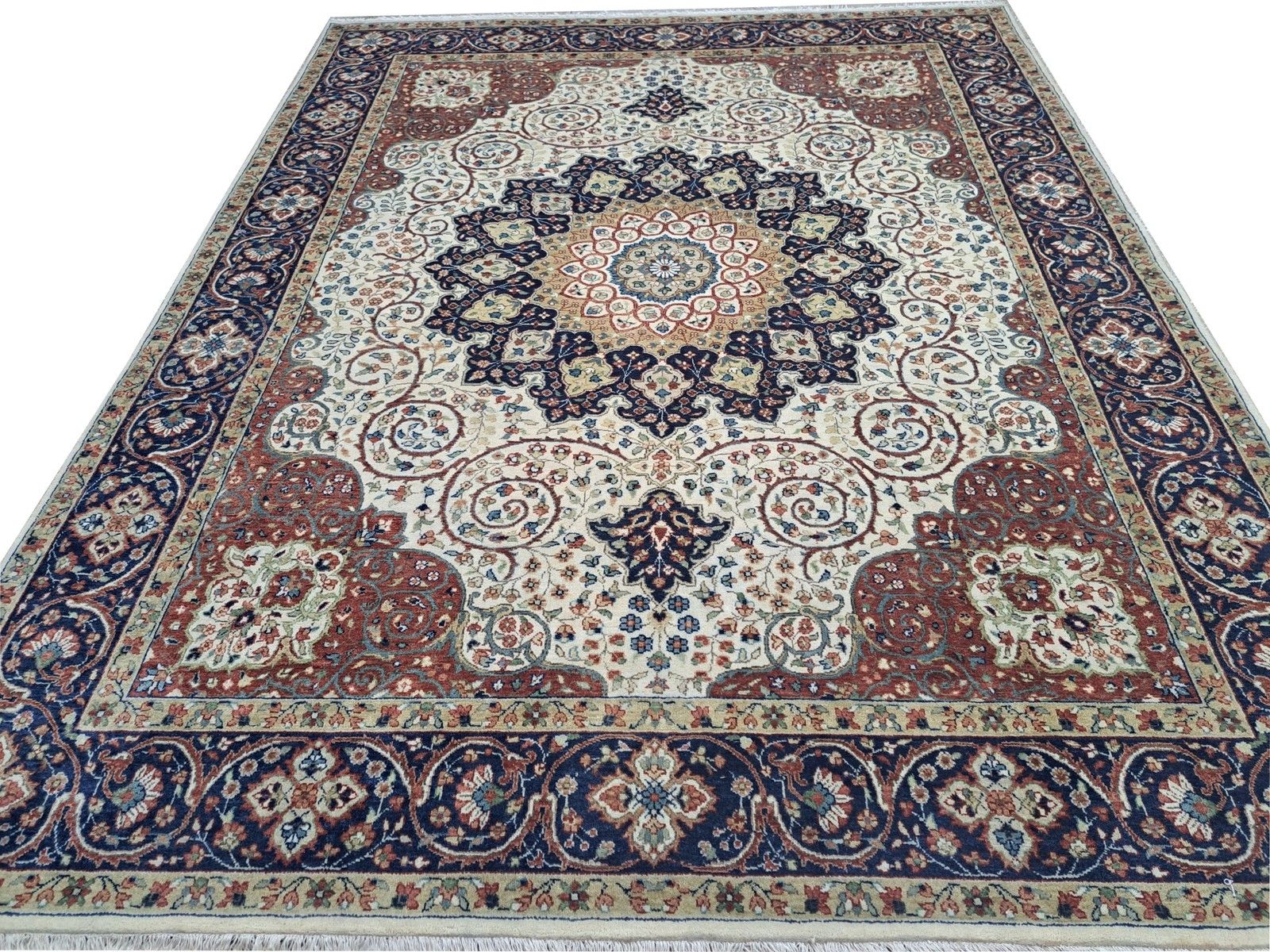 8x10 Ft Heriz Inspired Handmade Wool Rug. Antique Style Area Carpet. 100% Wool