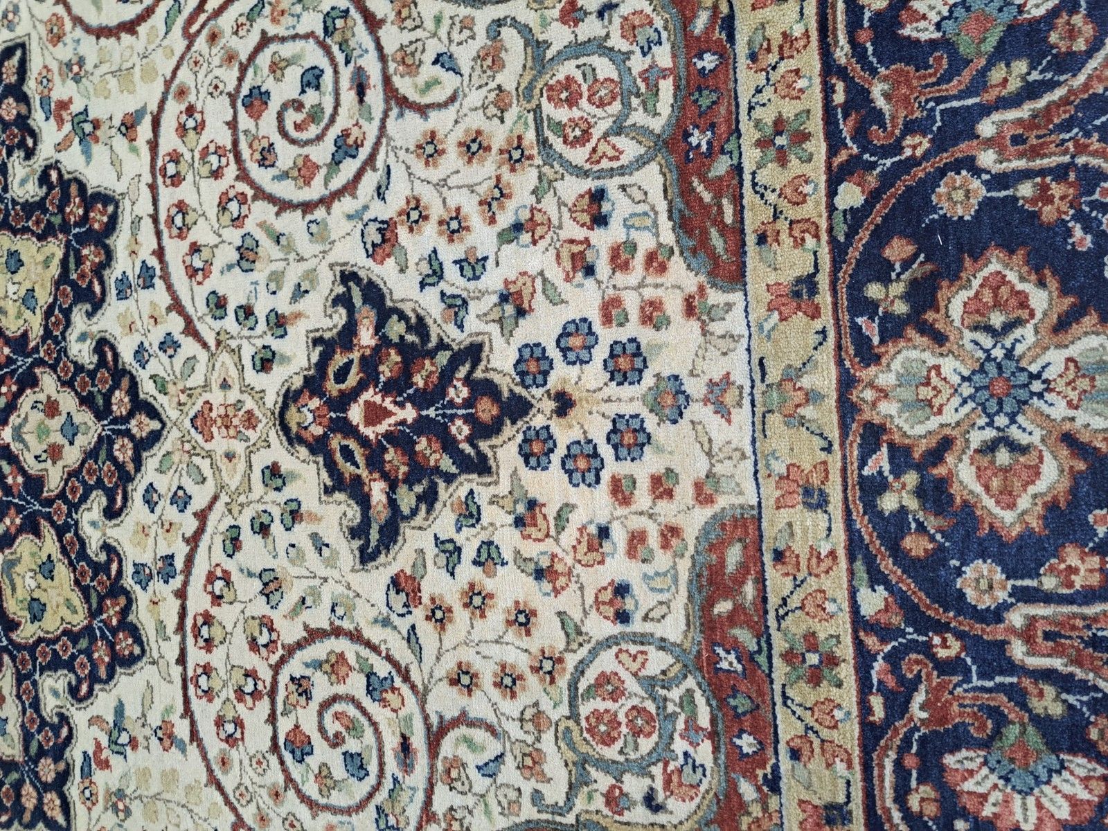 8x10 Ft Heriz Inspired Handmade Wool Rug. Antique Style Area Carpet. 100% Wool photo for sale