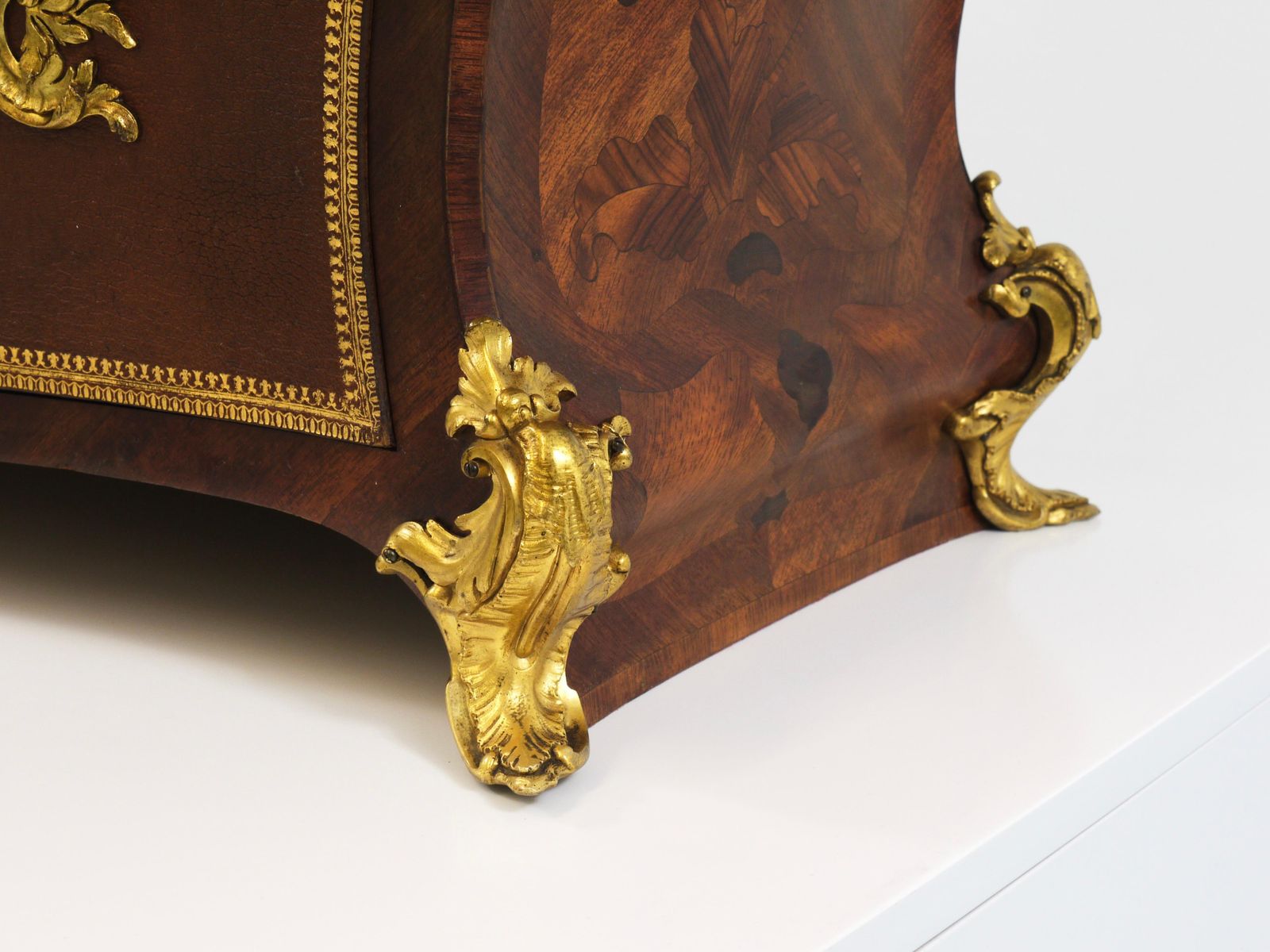 G. Durand Louis XV Bombé Commode, Marquetry, Ormolu Bronze, 1880, Paris, France photo vintage