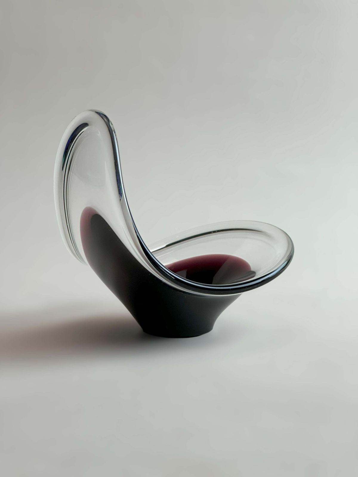 Mid Century Swedish Sommerso Glass Bowl, Attributed To Paul Kedelv For Flygfors photo vinterior