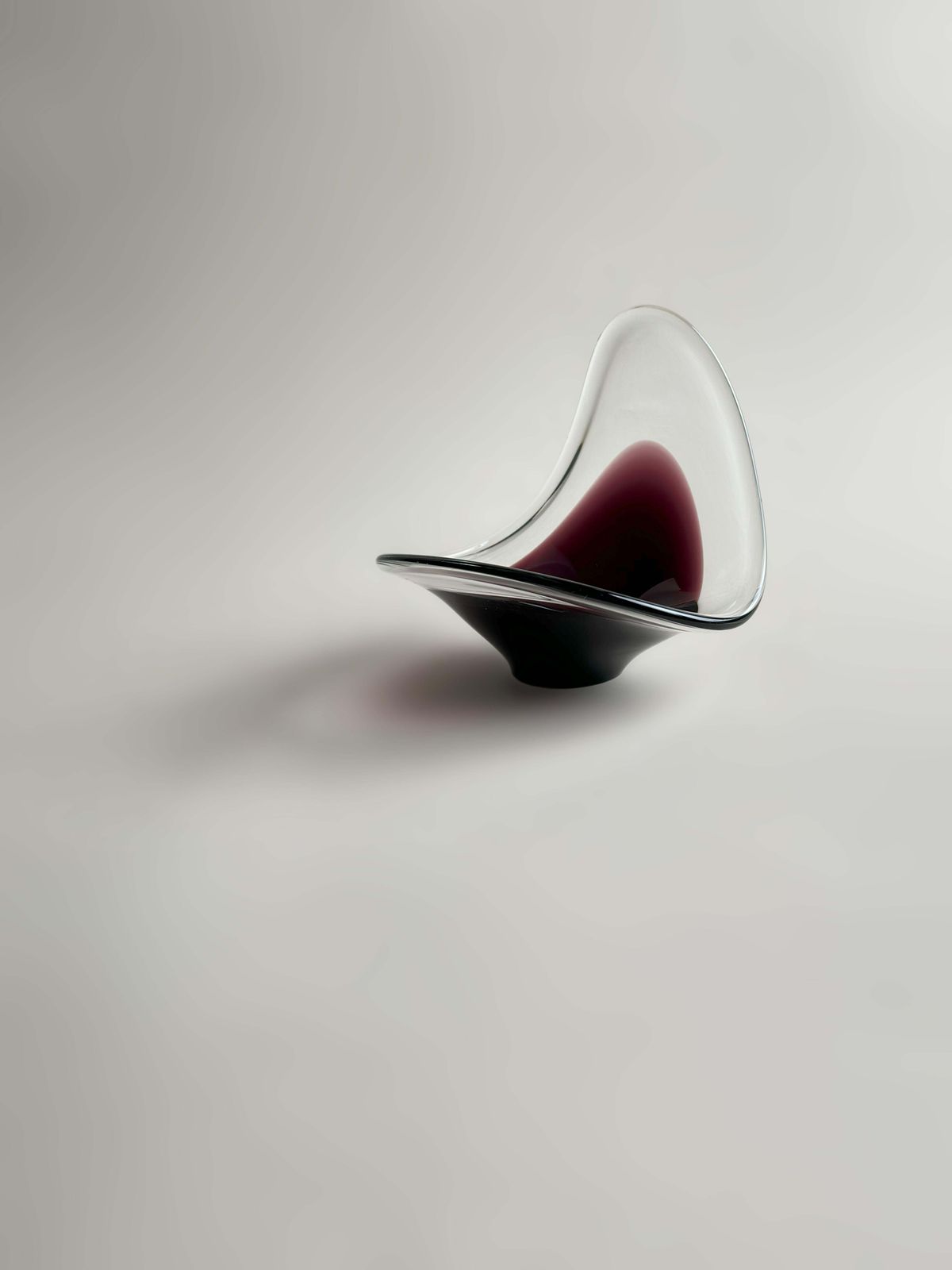 photo furniture Mid Century Swedish Sommerso Glass Bowl, Attributed To Paul Kedelv For Flygfors