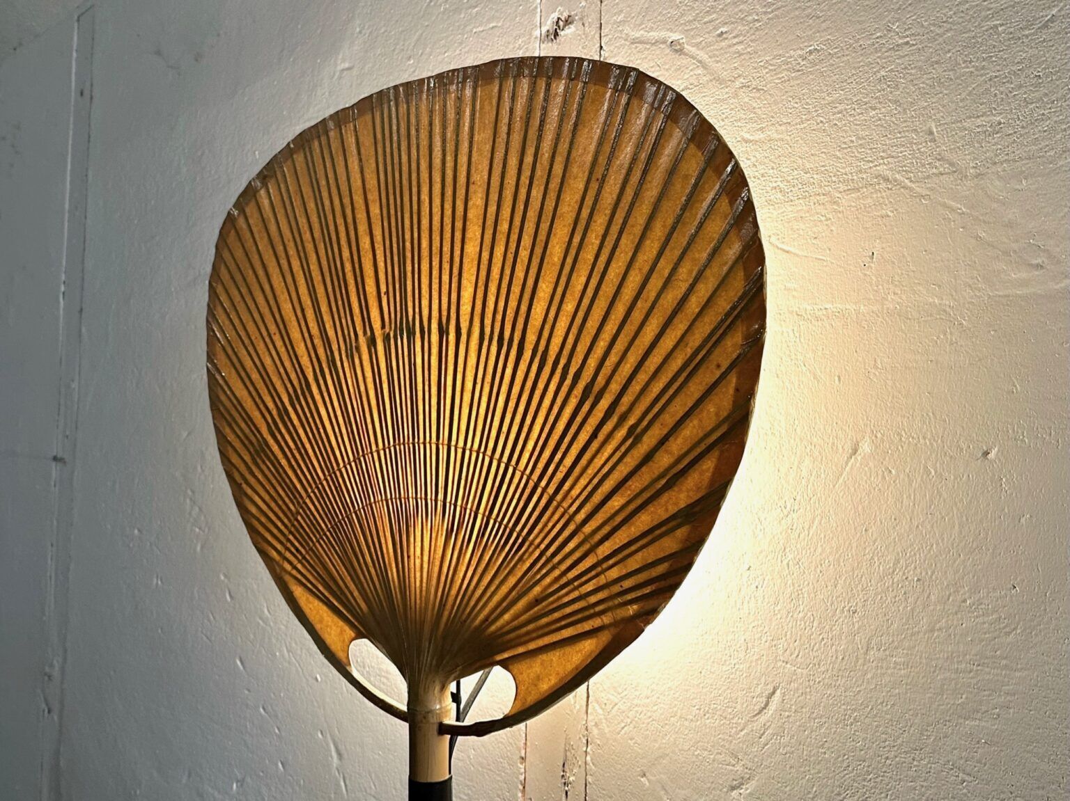Ingo Maurer Uchiwa III Wall Lamps, M Design 1973 photo vinterior