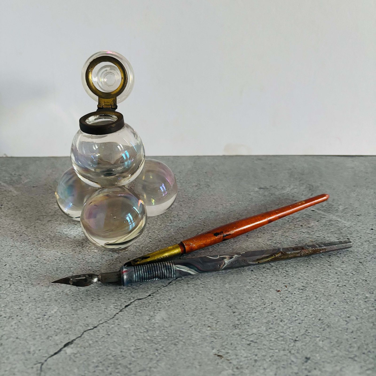 photo furniture Antique Iridescent Glass Soap Bubble Inkwell
