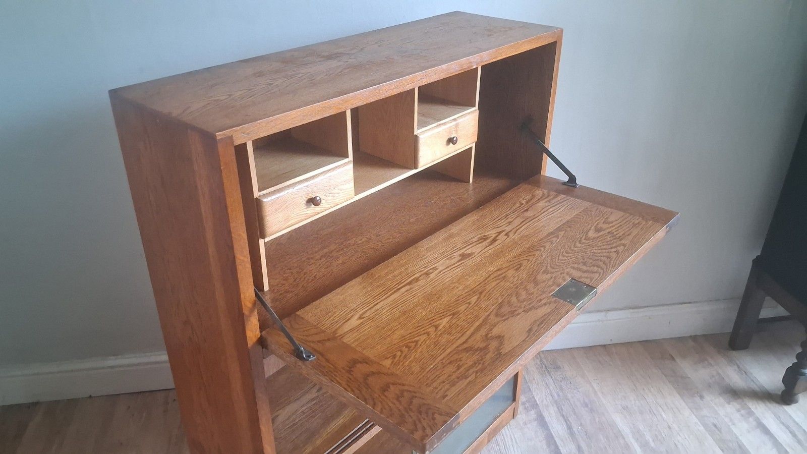 Delightful  1960's Odhams Of London Solid Oak Mid Century Bookcase /Bureau photo Furniture