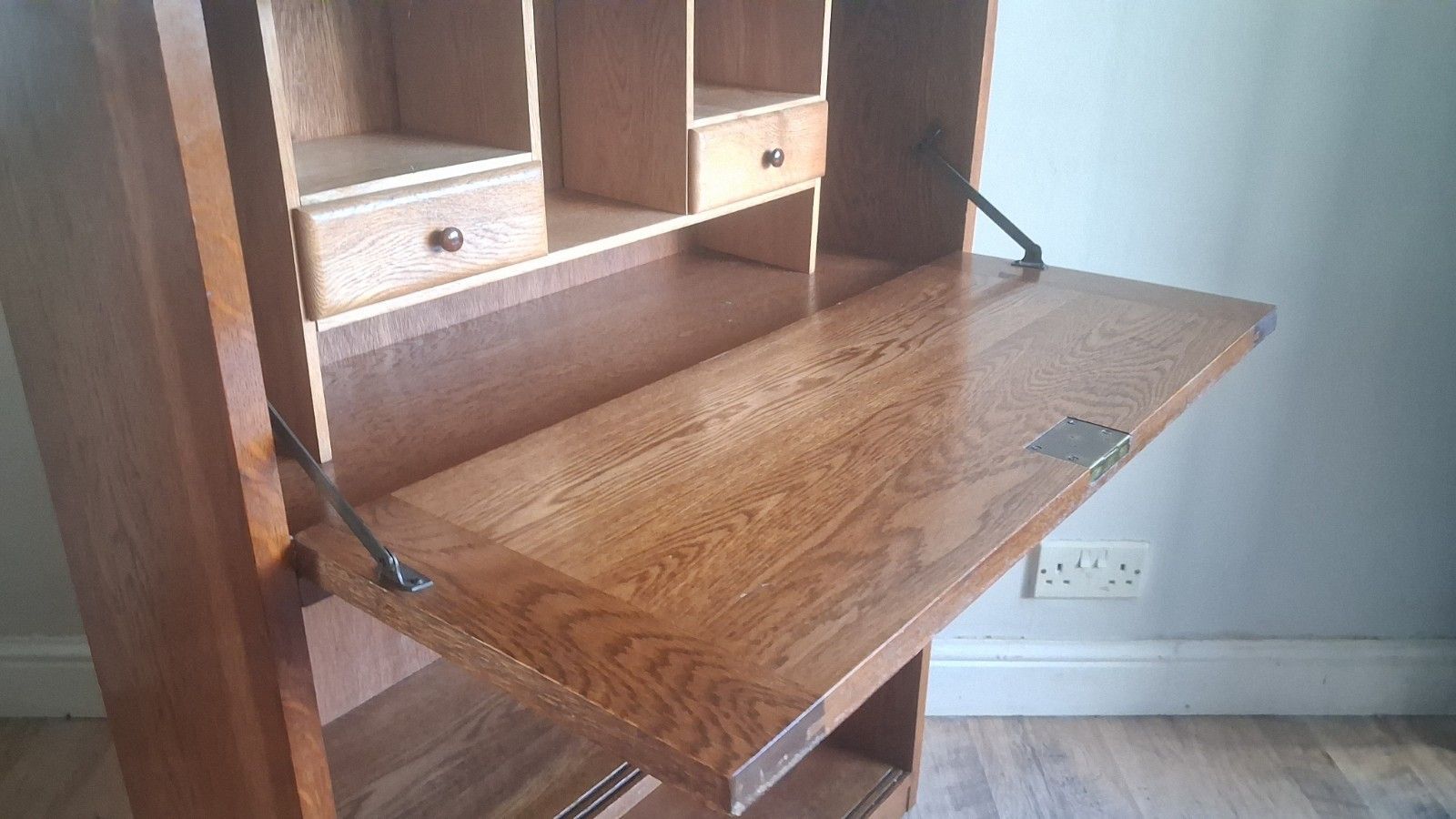 photo vinterior Delightful 1960's Odhams Of London Solid Oak  Mid Century Bookcase Bureau