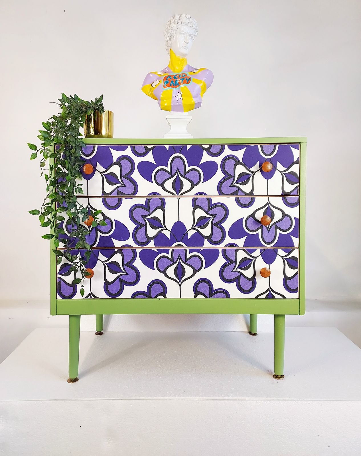 Chest Of Drawers In Yeabridge Green And Retro Pattern photo buy