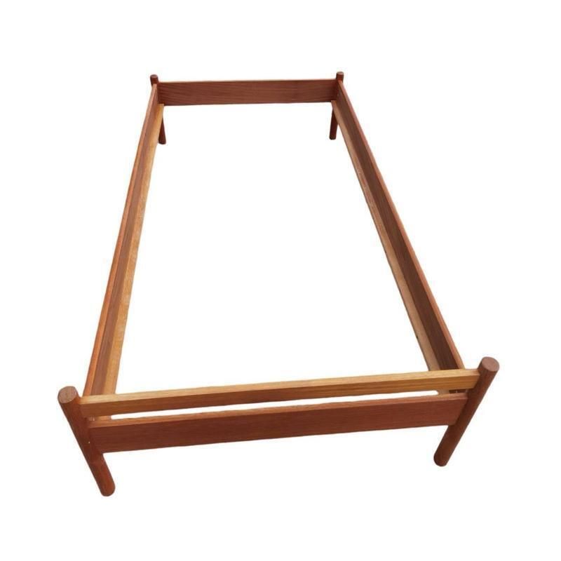 Vintage Beds By Hans J. Wegner For Ry Møbler, 1960s, Set Of 2 photo 420.0