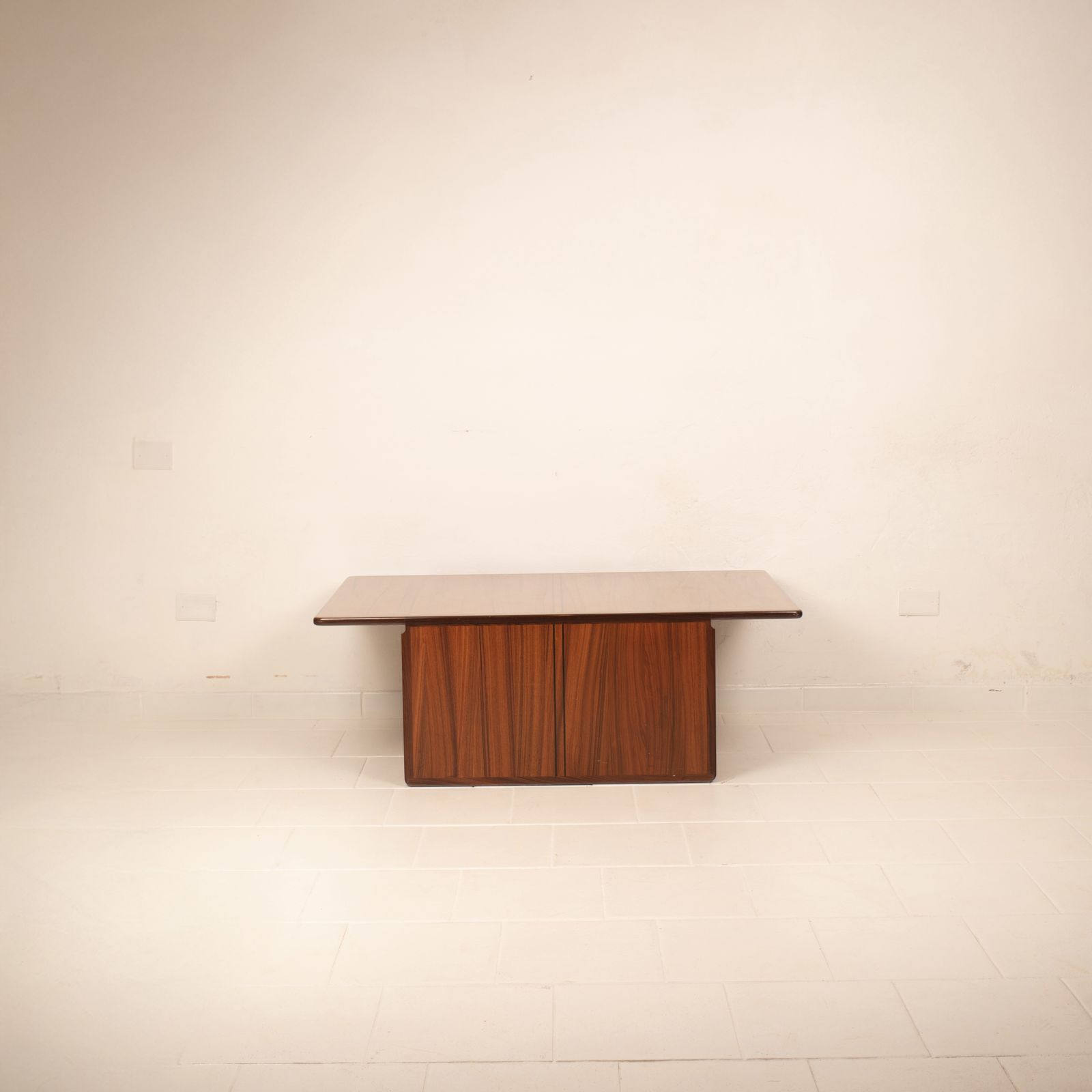 "Artona" Coffee Table By Afra And Tobia Scarpa For Maxalto photo for sale