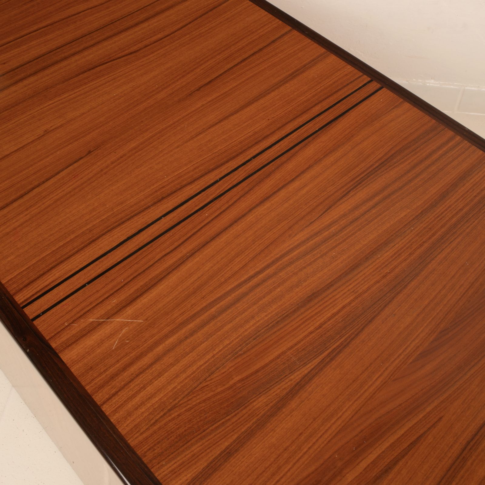 1059.0 "Artona" Coffee Table By Afra And Tobia Scarpa For Maxalto photo