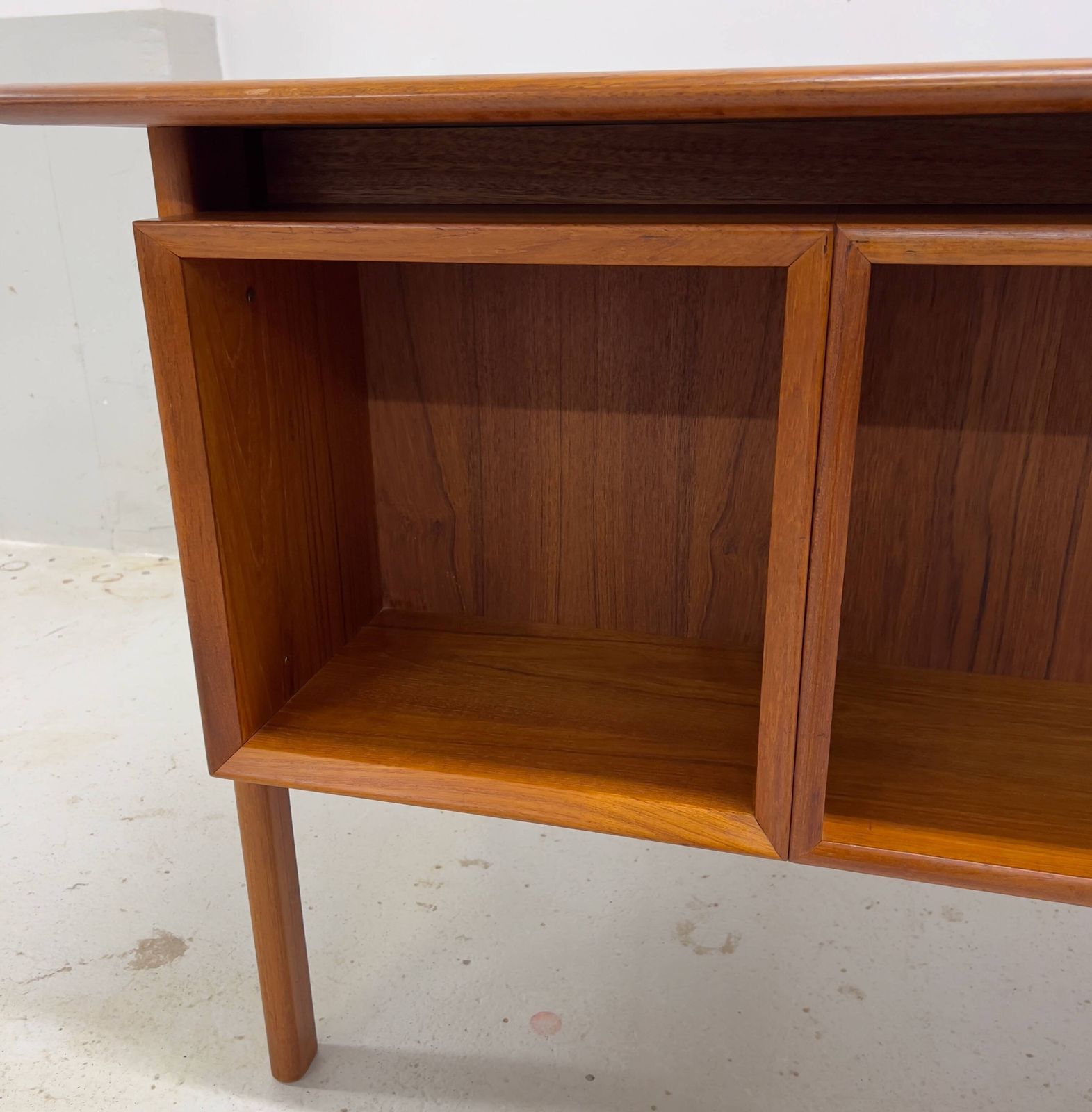 Page 1 Of 18 Teak Executive Desk By Arne Vodder For Brouer, 1960s. photo buy