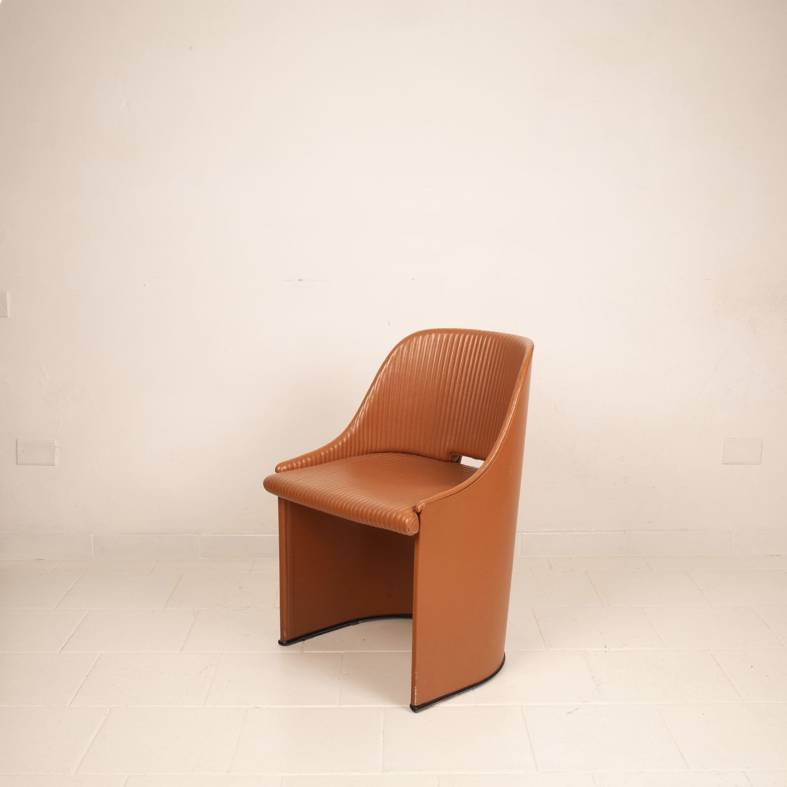 photo furniture Artona 8551" Armchair By Afra And Tobia Scarpa For Maxalto