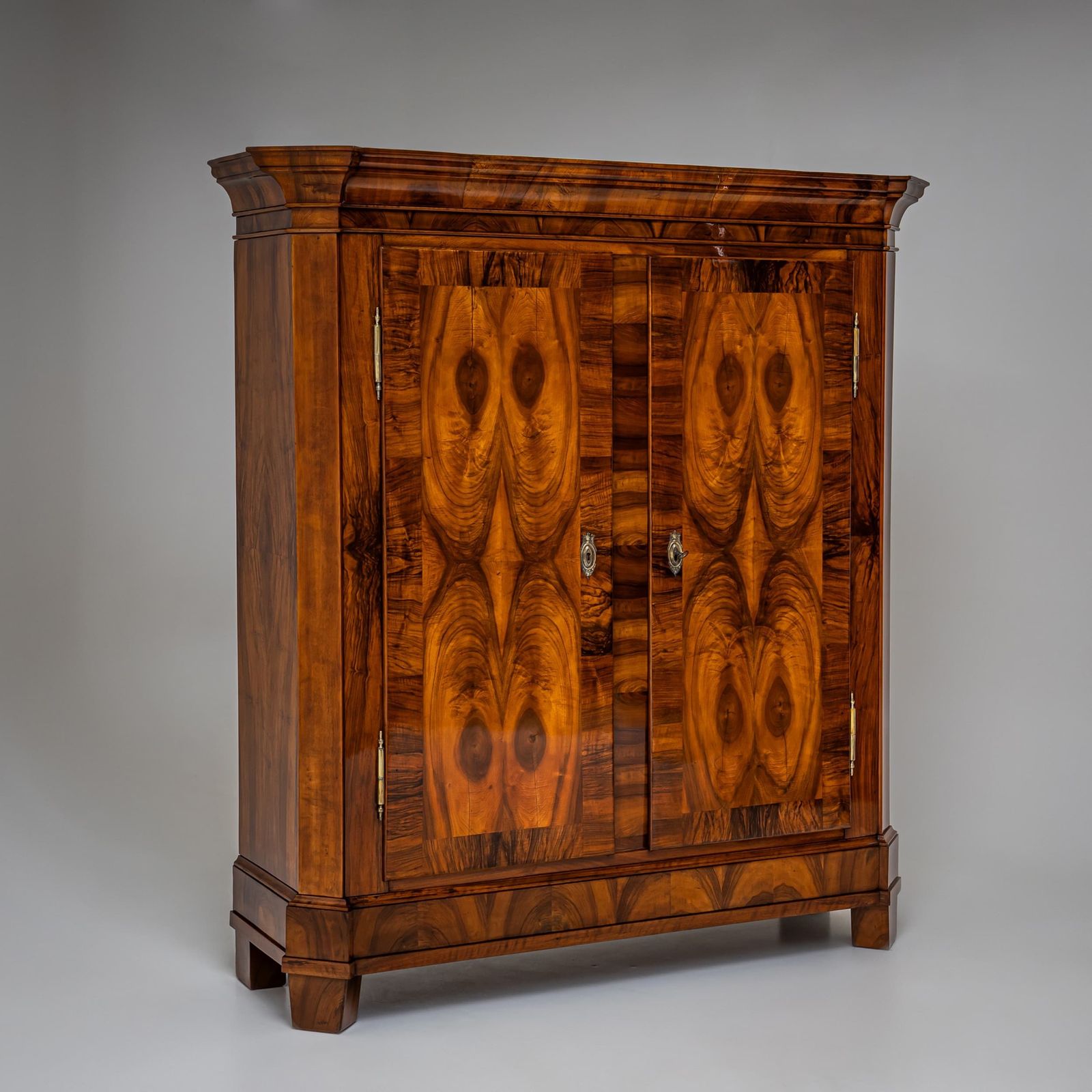Baroque Wardrobe In Walnut, Switzerland, Circa 1800