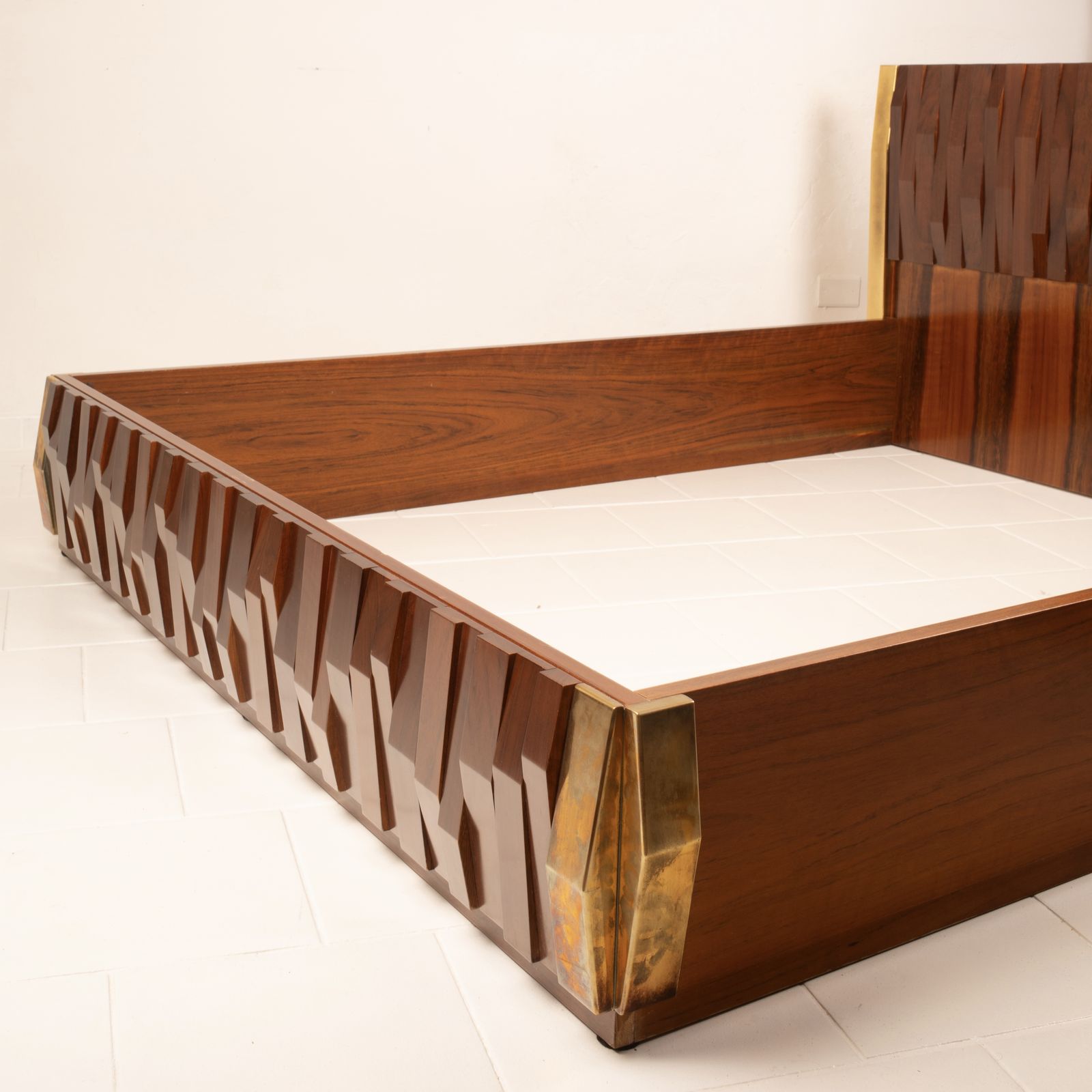 Rare "Barium" Bed By Luciano Frigerio For Frigerio Di Desio photo Furniture