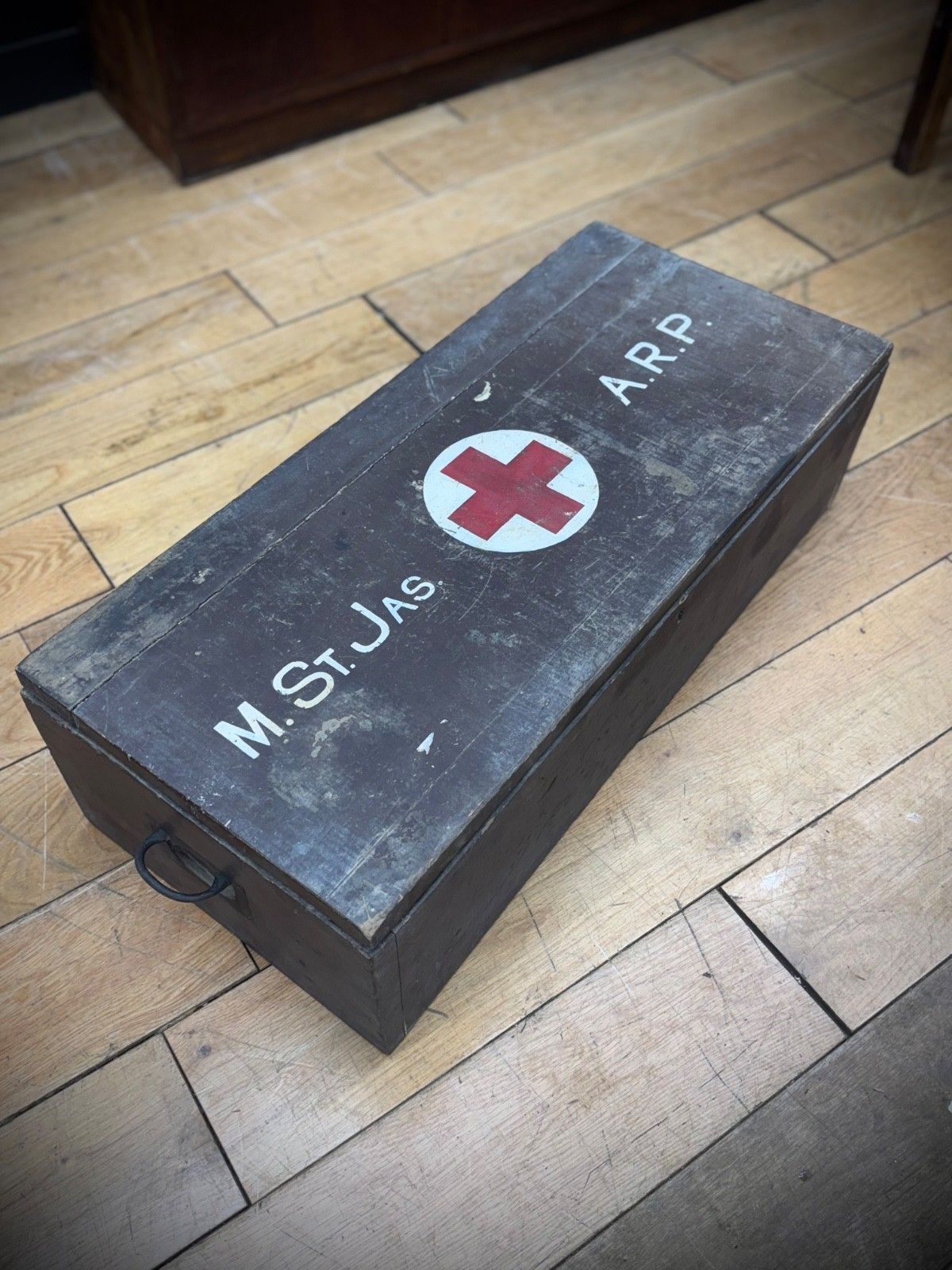 Vintage Original World War 2 Medical Wardens Box St James London