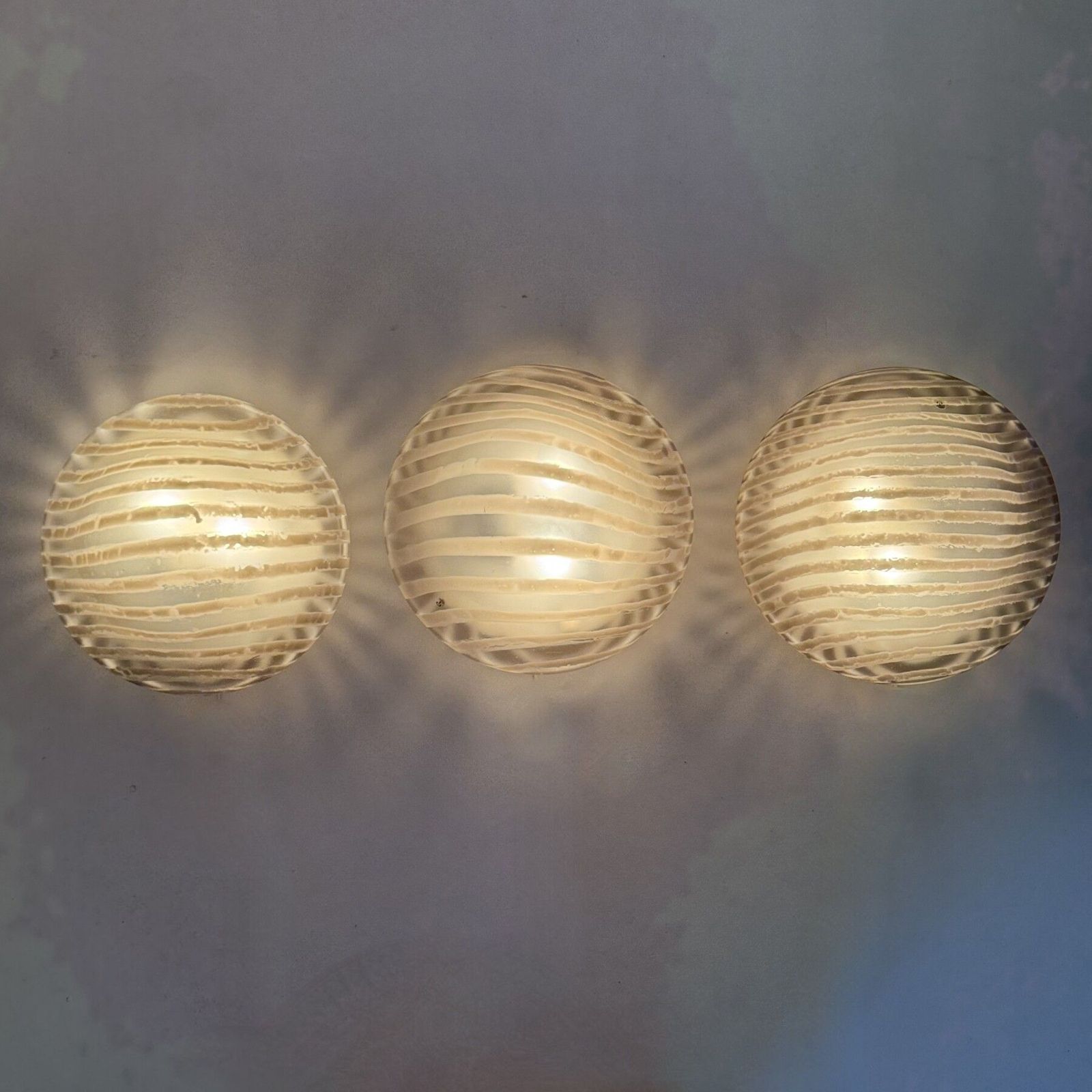 photo furniture Set Van 3 Peil & Putzler Opbouw Wandlampen 'Zebra', Jaren 1970, Duitsland