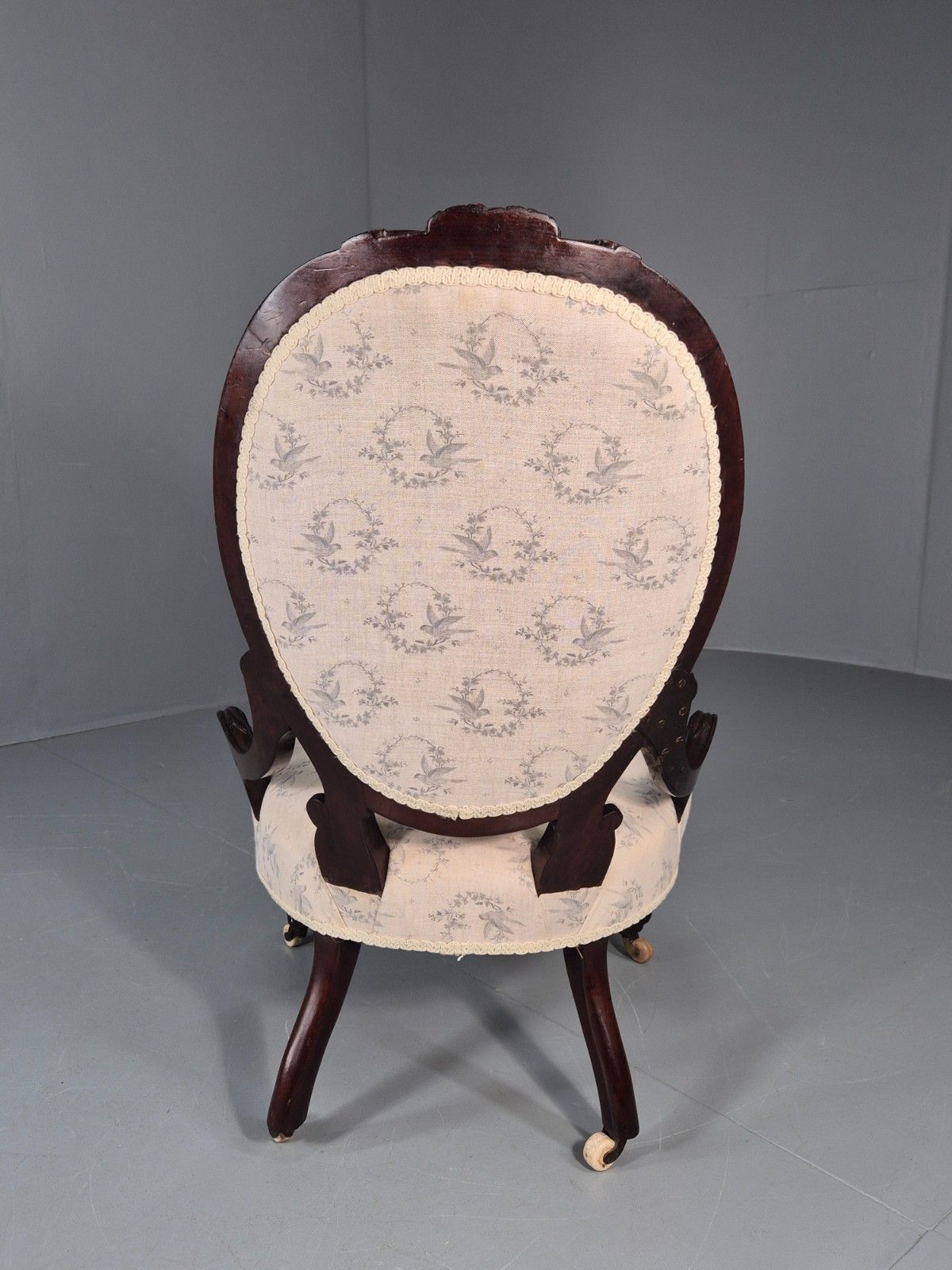photo furniture Victorian Balloon Back Nursing Chair Mahogany Carved Frame 1880s Eb10989 Vcar