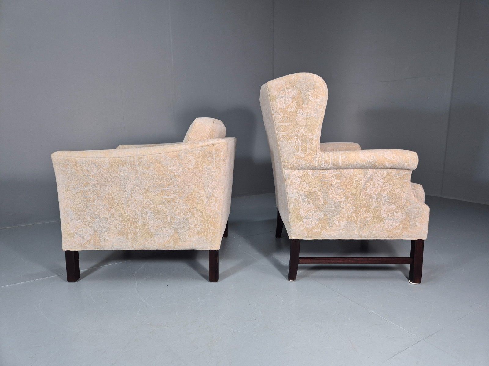 2 1970s Retro Lounge Chairs Danish Floral Cream Upholstery Eb10764 Vclo photo vintage