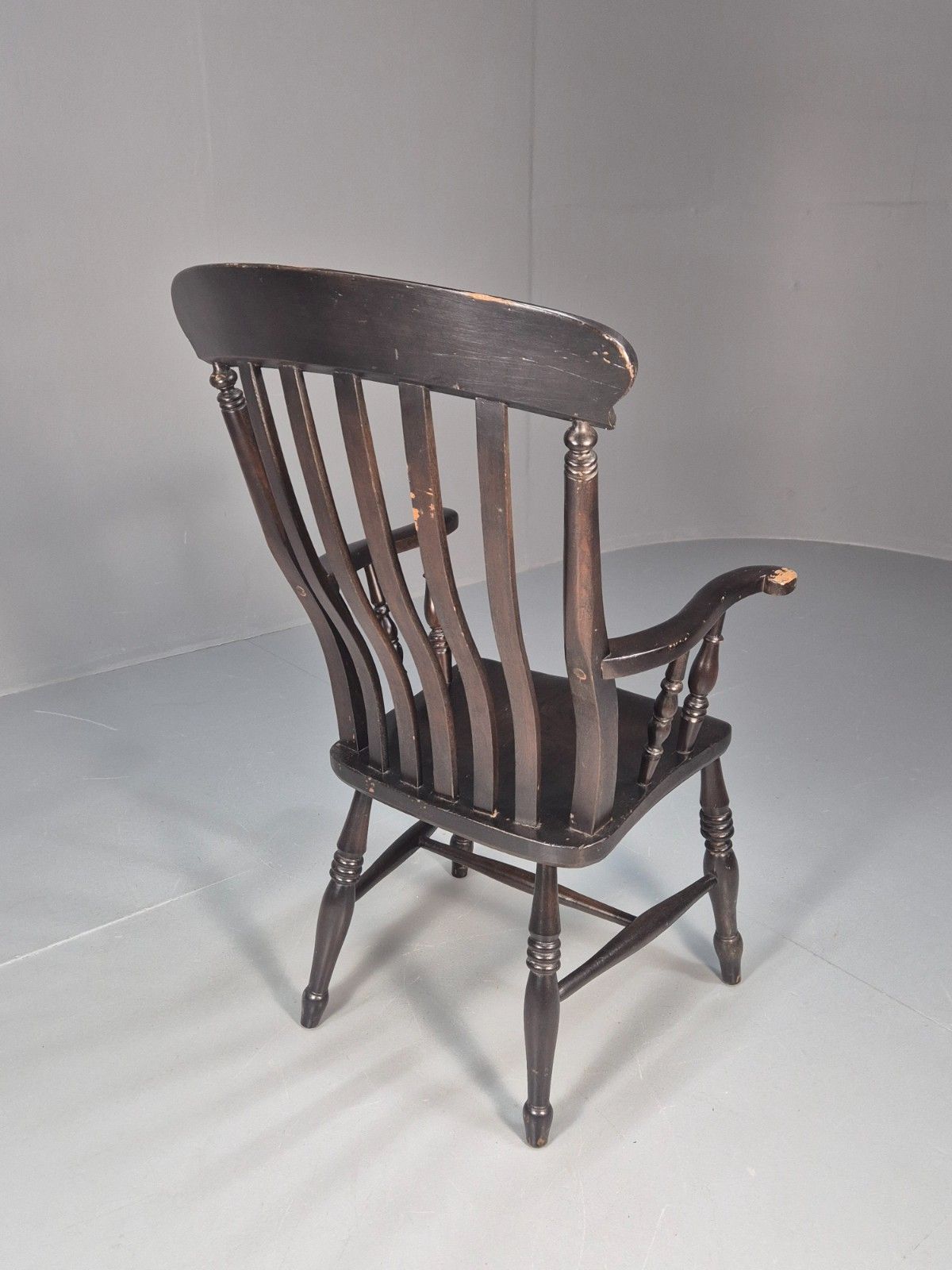 photo furniture Victorian Grandfather Chair Lathe Back Overpainted Elm And Beech Eb10697 Vdin