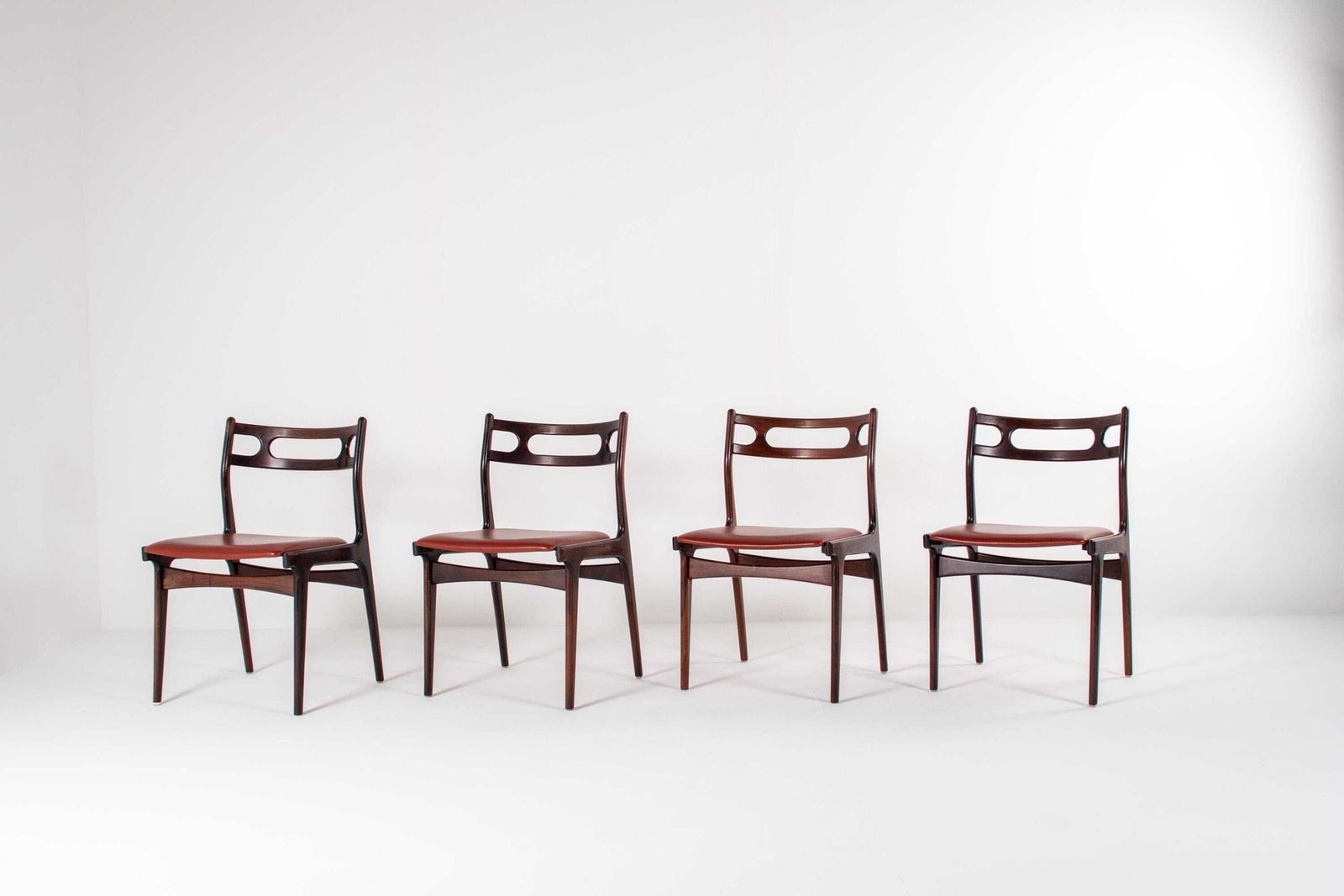 Set Of 4 Johannes Andersen Dining Chairs, Model 138, Rosewood, Denmark, 1960s photo for sale