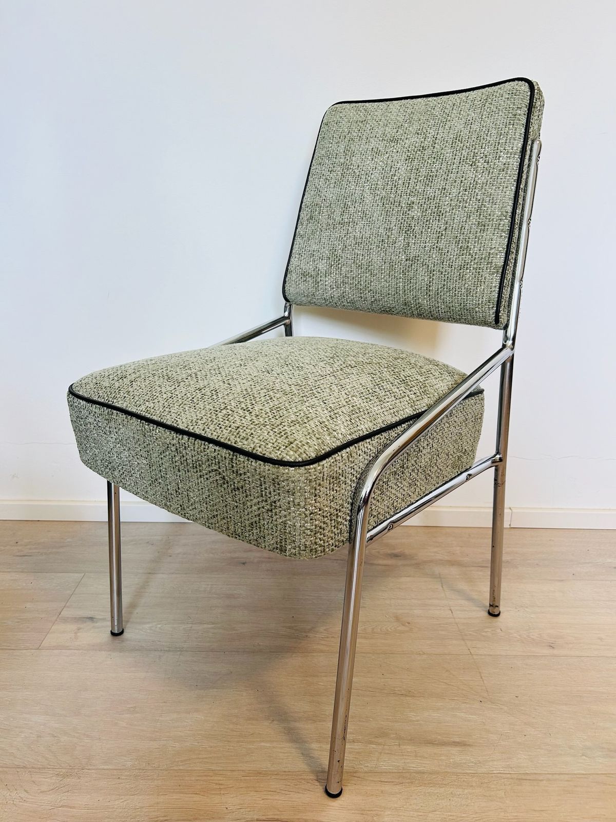 Bauhaus Chrome Plated Dining Chairs, Set Of 2, Hungary, Peresztegi József , 1960s