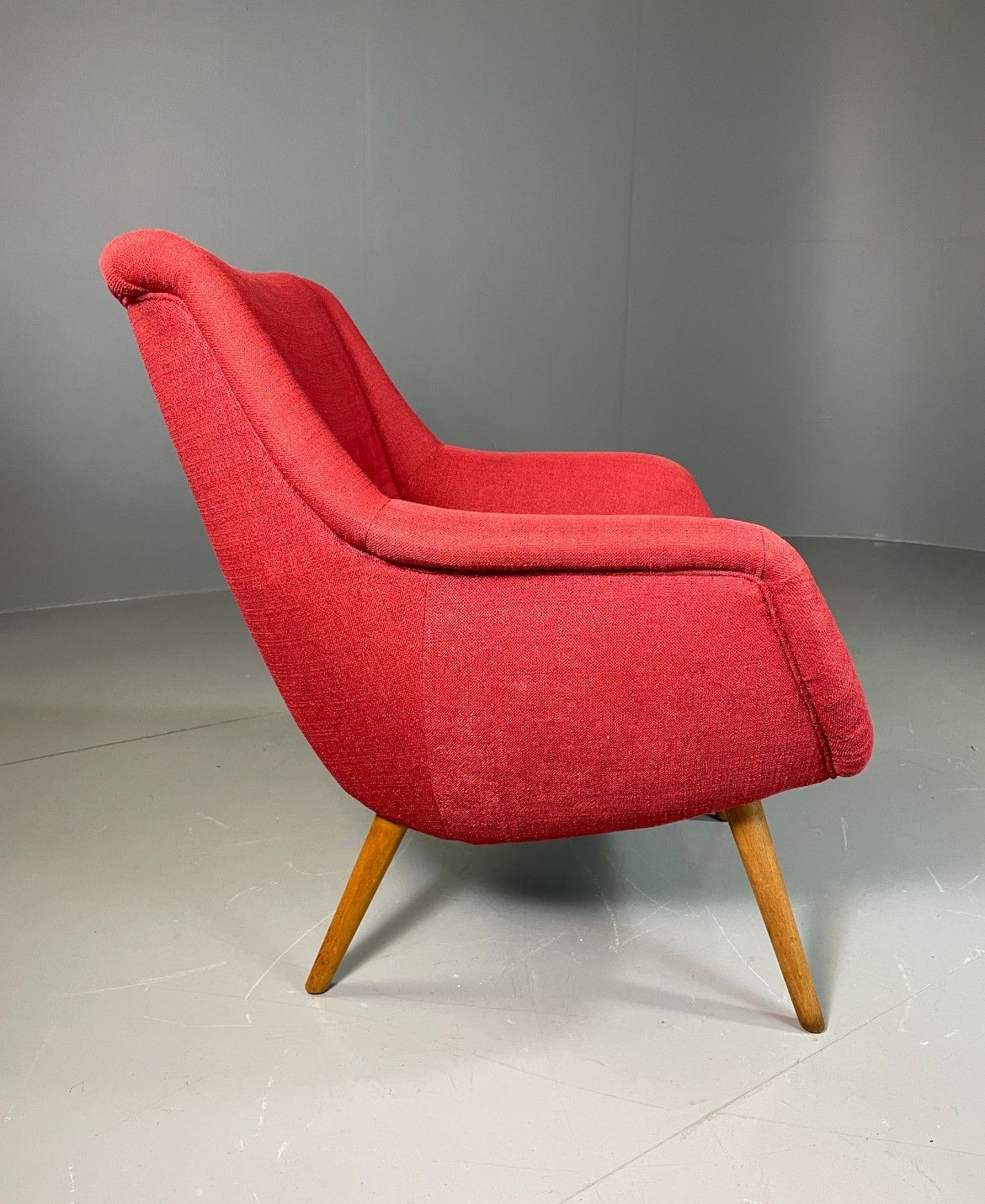 Mid Century Lounge Chair Scandinavian Red Wool Upholstery Vintage Eb6423 Mnor photo vinterior