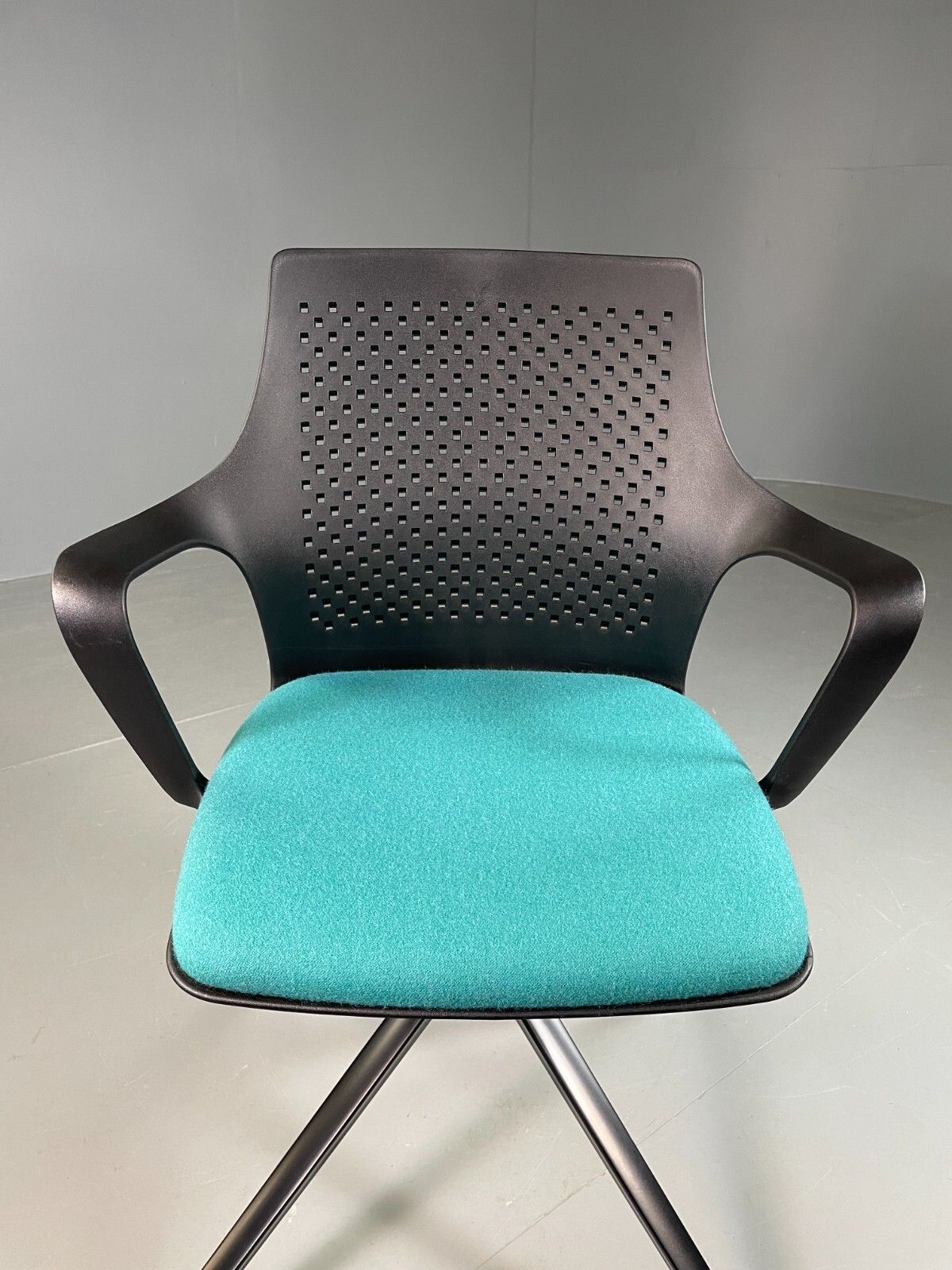 photo vinterior Vintage Desk Chair Turquoise Black Plastic Calibre Mint 401 Eb6830 Mswi