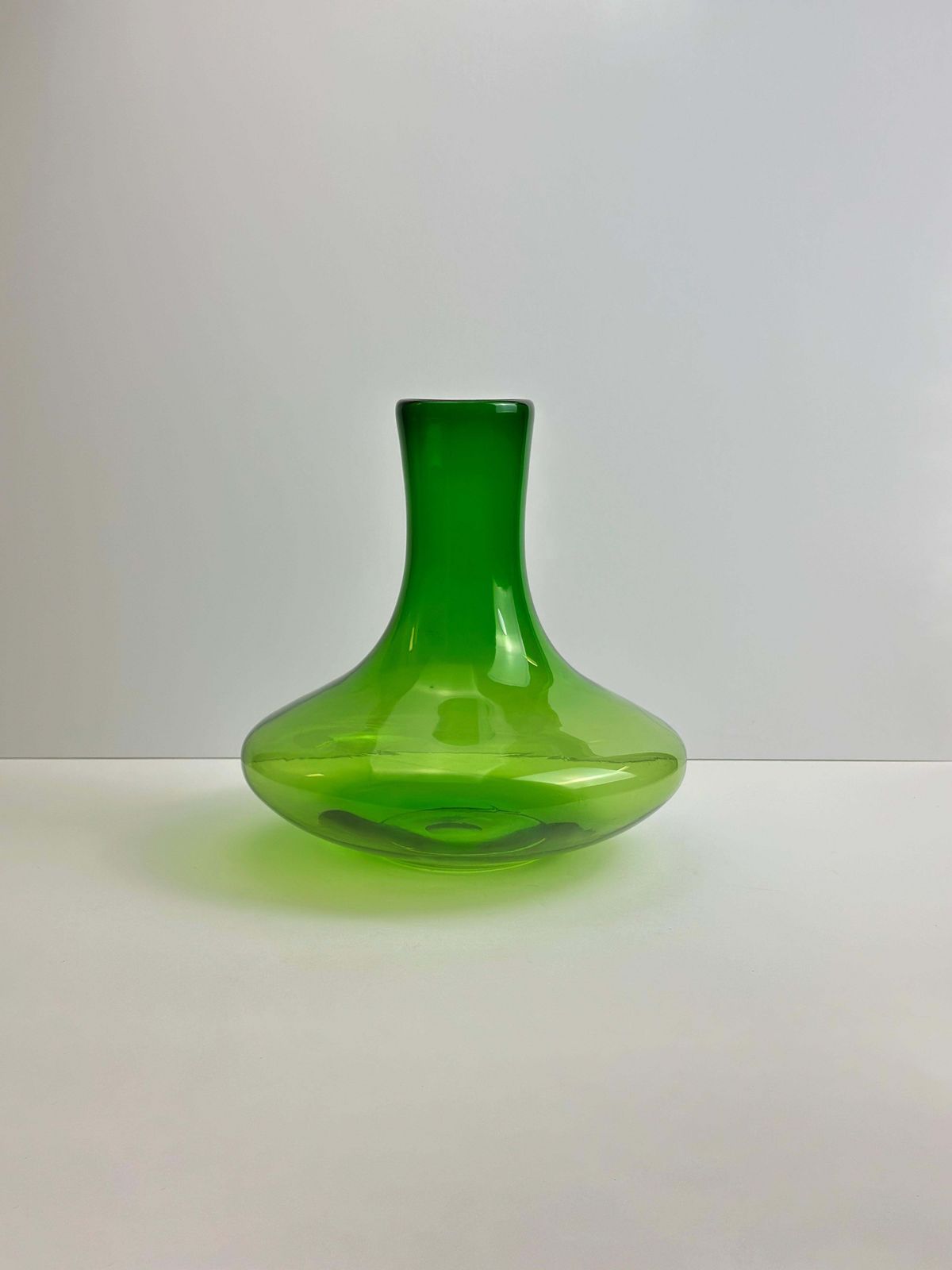 Large Green Handblown Glass Vase, Attributed To Reijmyre Glasbruk, Sweden, 1960s photo vinterior