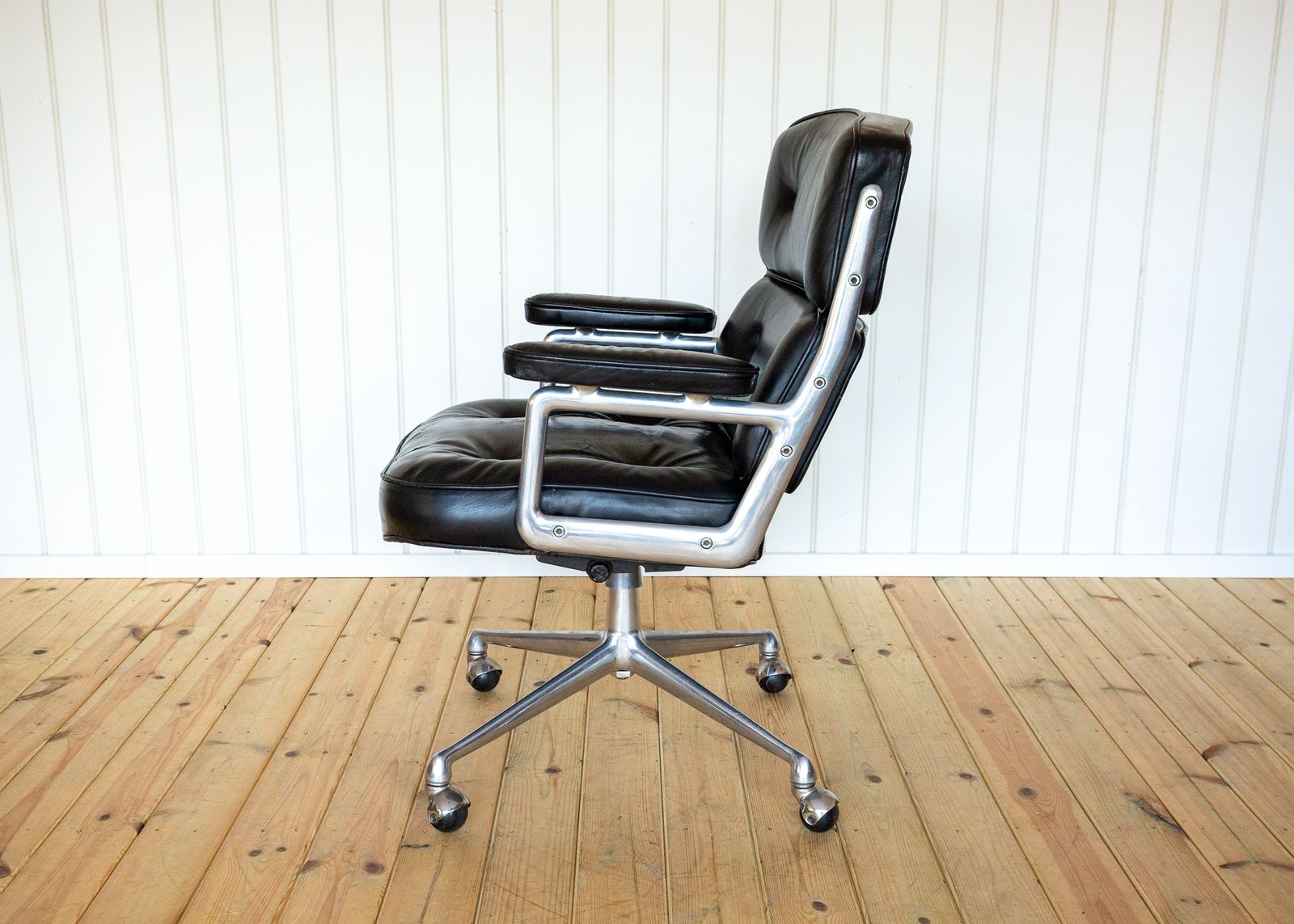 1960s Eames 3474 Time Life Executive Lobby Desk Chair Vitra Es104 Black Leather Aluminium Office Mad Men Armchai.R Mcm Mid Century photo 6450.0