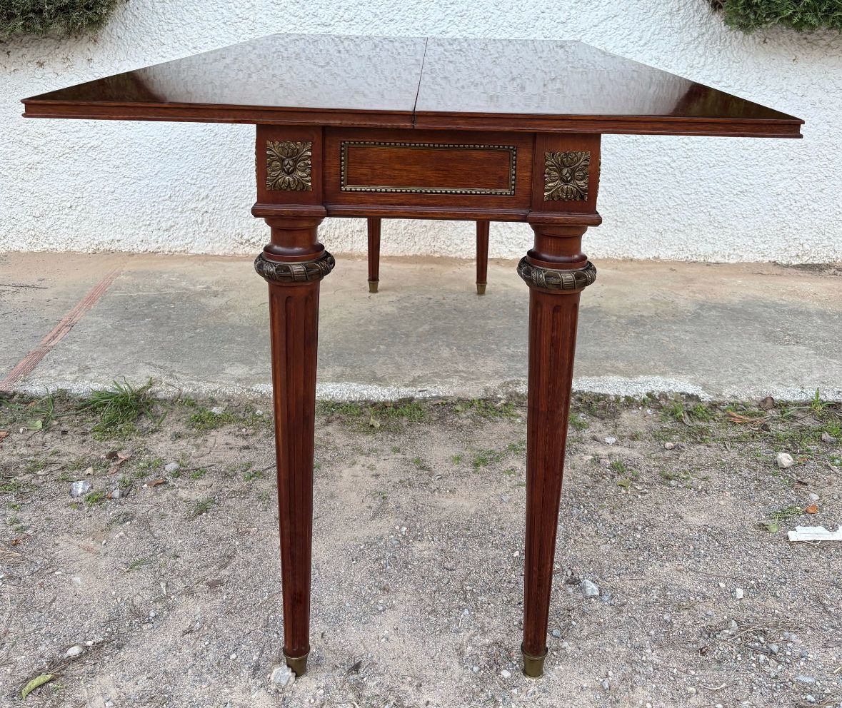 Elegant Louis XVI Style Table In Mahogany Colour With Bronze Ornaments, 20th Century photo buy