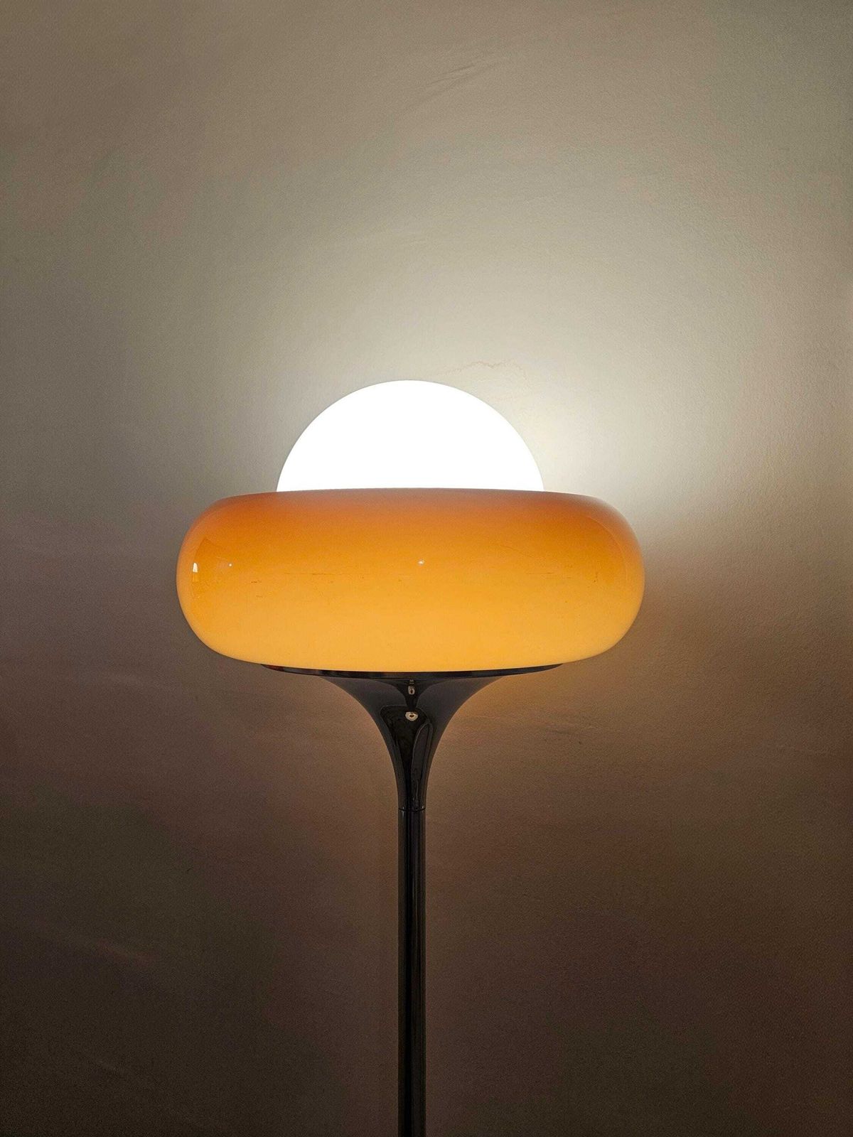 Vintage Mushroom Meblo Guzzini Floor Lamp: 1970s Space Age Caramel Brown Light