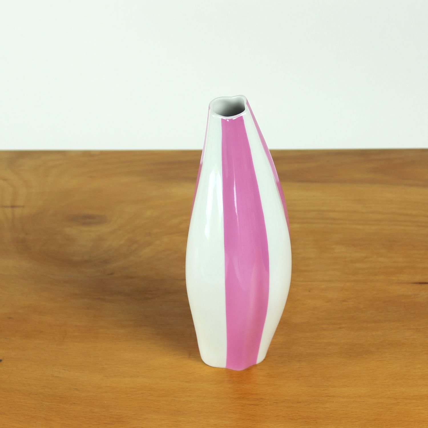 Pink & White Porcelaine Vase By Royal Dux, Czechoslovakia 1960s photo for sale