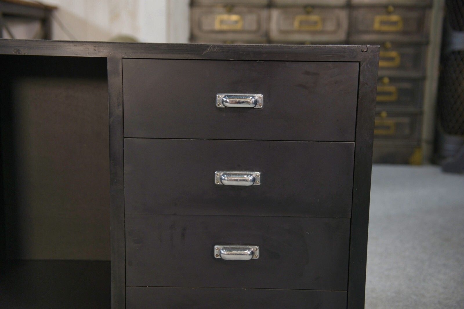 photo vinterior Set Of 2 Smoked Mirror Dressing Tablets/Countertops With Drawers