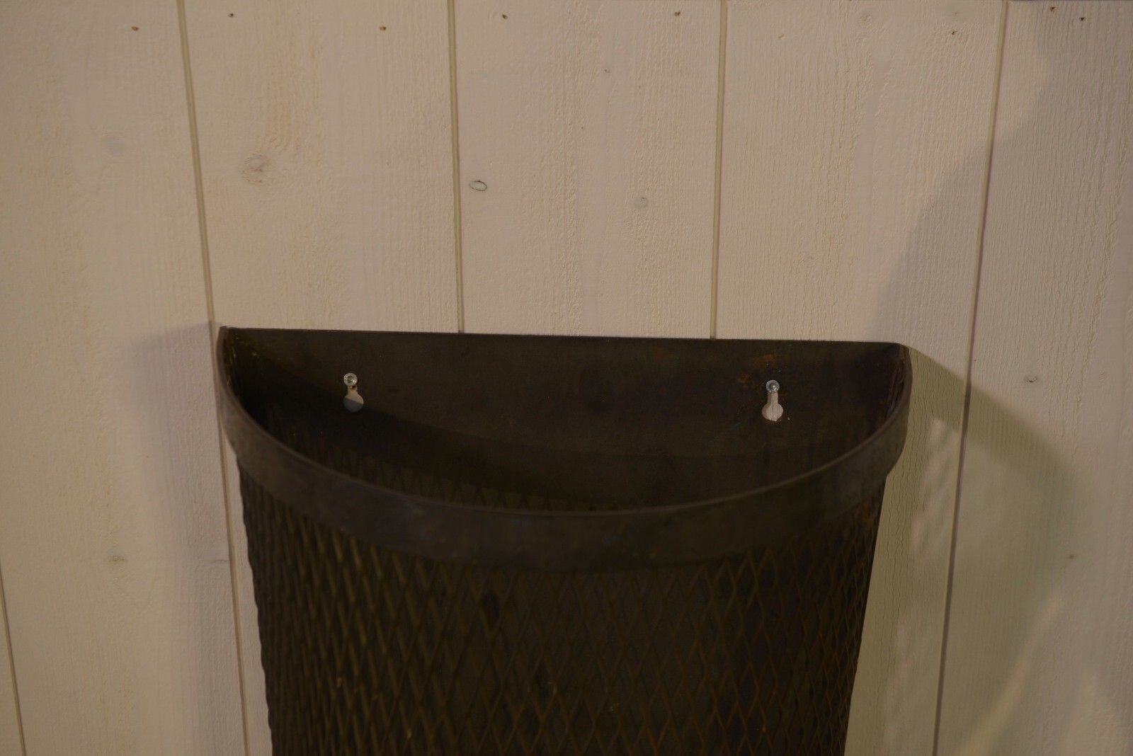 Metal Wire Mesh School Wall Basket photo 74.0