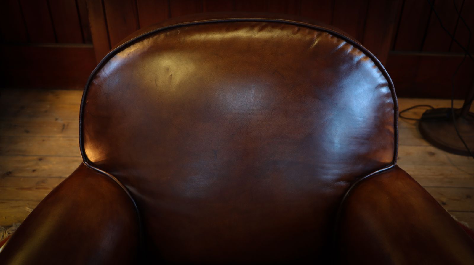 Superb Timothy Oulton Flea Market Club Library Leather Armchair Antique Tobacco photo vinterior