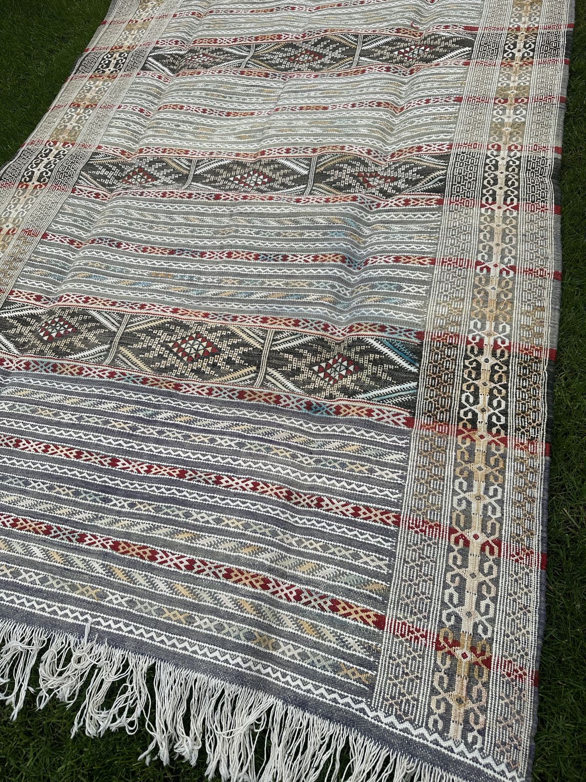 Original Nomadic Berber Handwoven Kilim Rug Tiflet photo Textiles