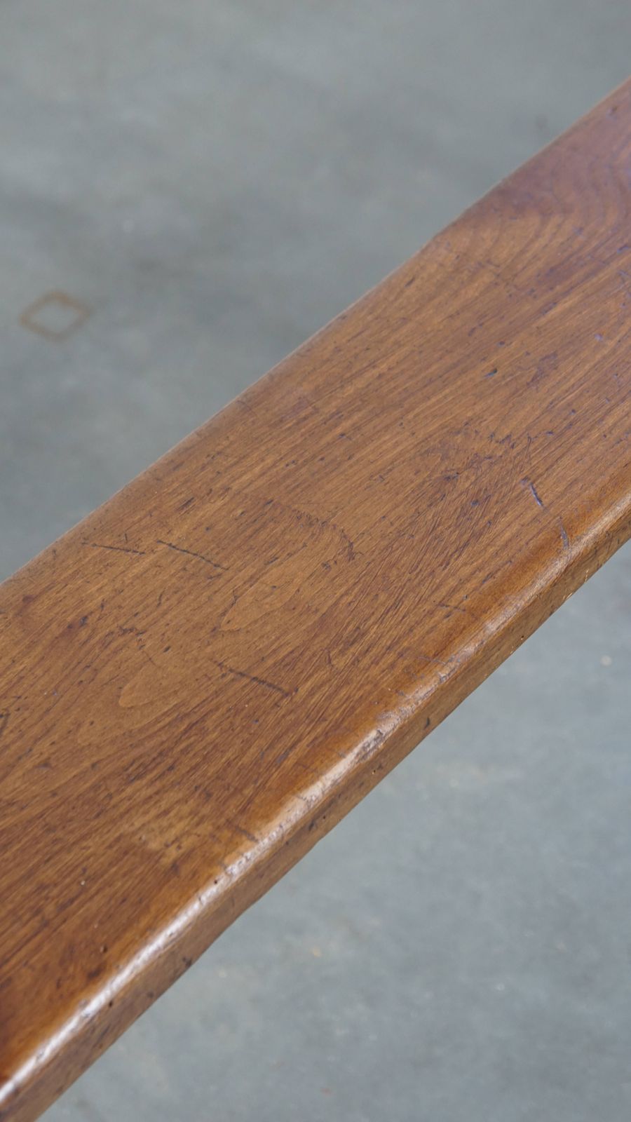 photo vinterior Stylish Antique French Hall Bench/Bench For The Dining Table With A Timeless Look