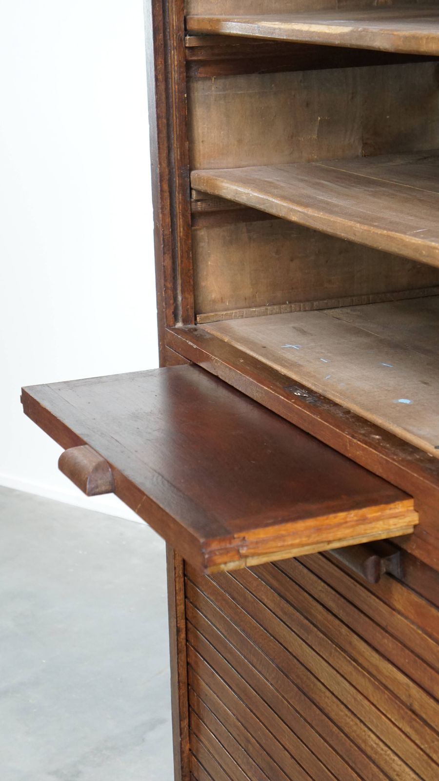 photo vinterior Insane Antique Oak Notary Cabinet With Two Roller Doors, A Working Lock And A Beautiful Patina