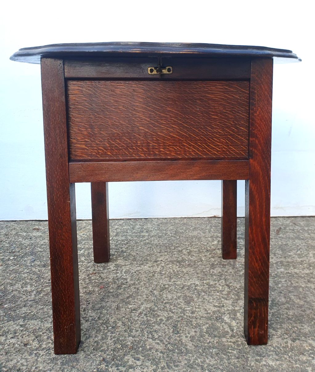 An Art Deco Morco Sewing Box Table photo 95.0