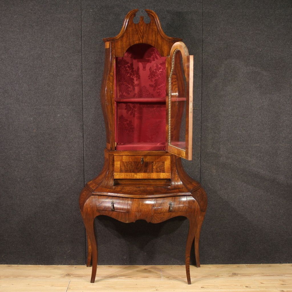 20th Century Venetian Wooden Trumeau photo for sale