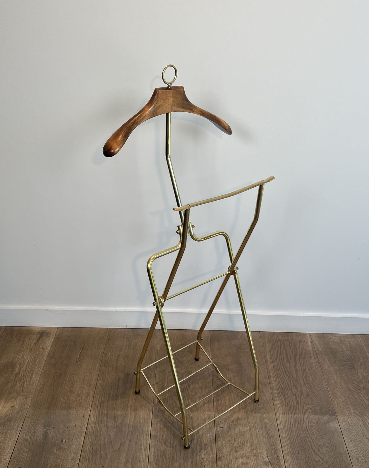 photo vinterior Neoclassical Style Folding Valet Stand In Brass And Wood